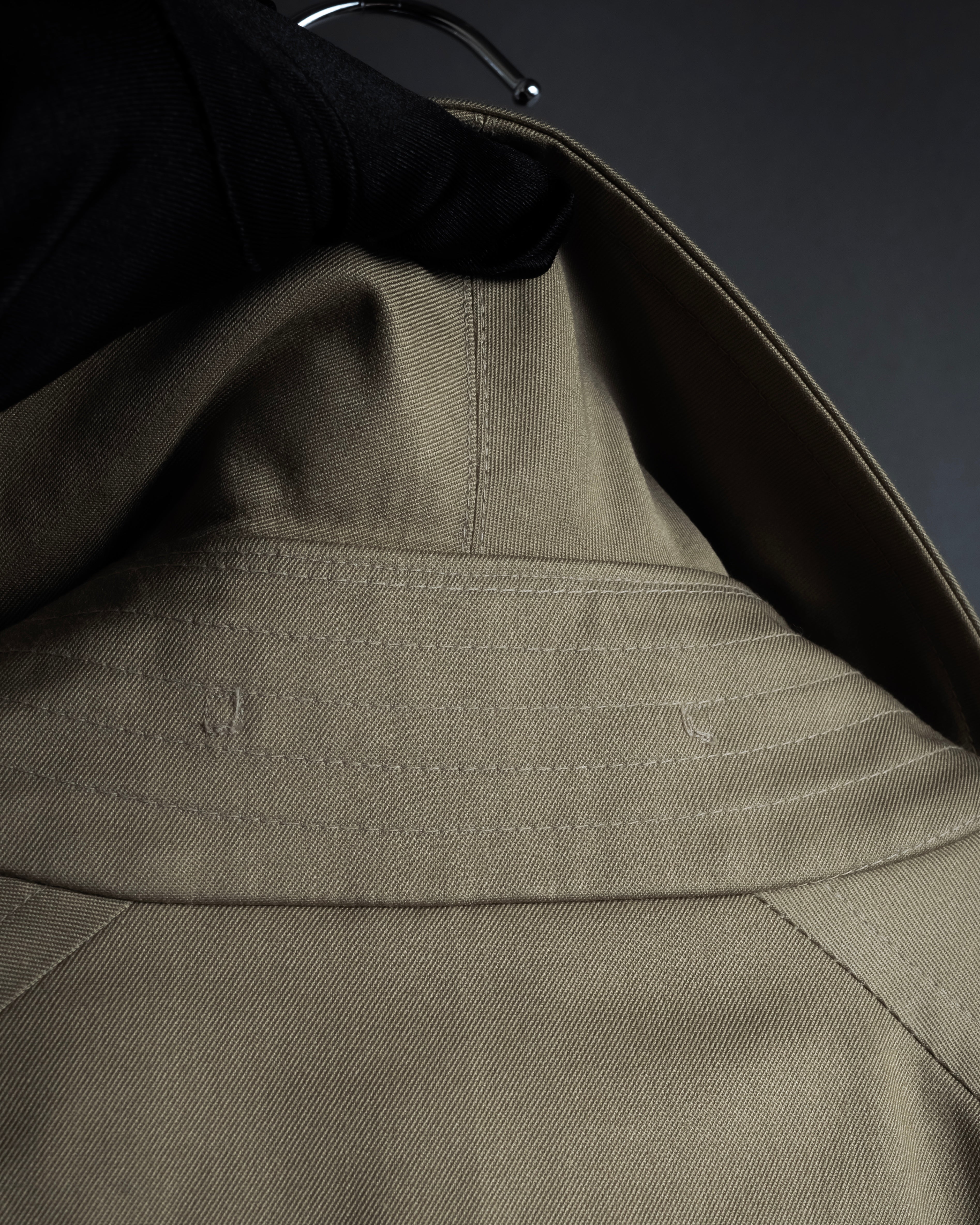 "BURBERRYS" Traditional detail double-breasted stand color trench coat
