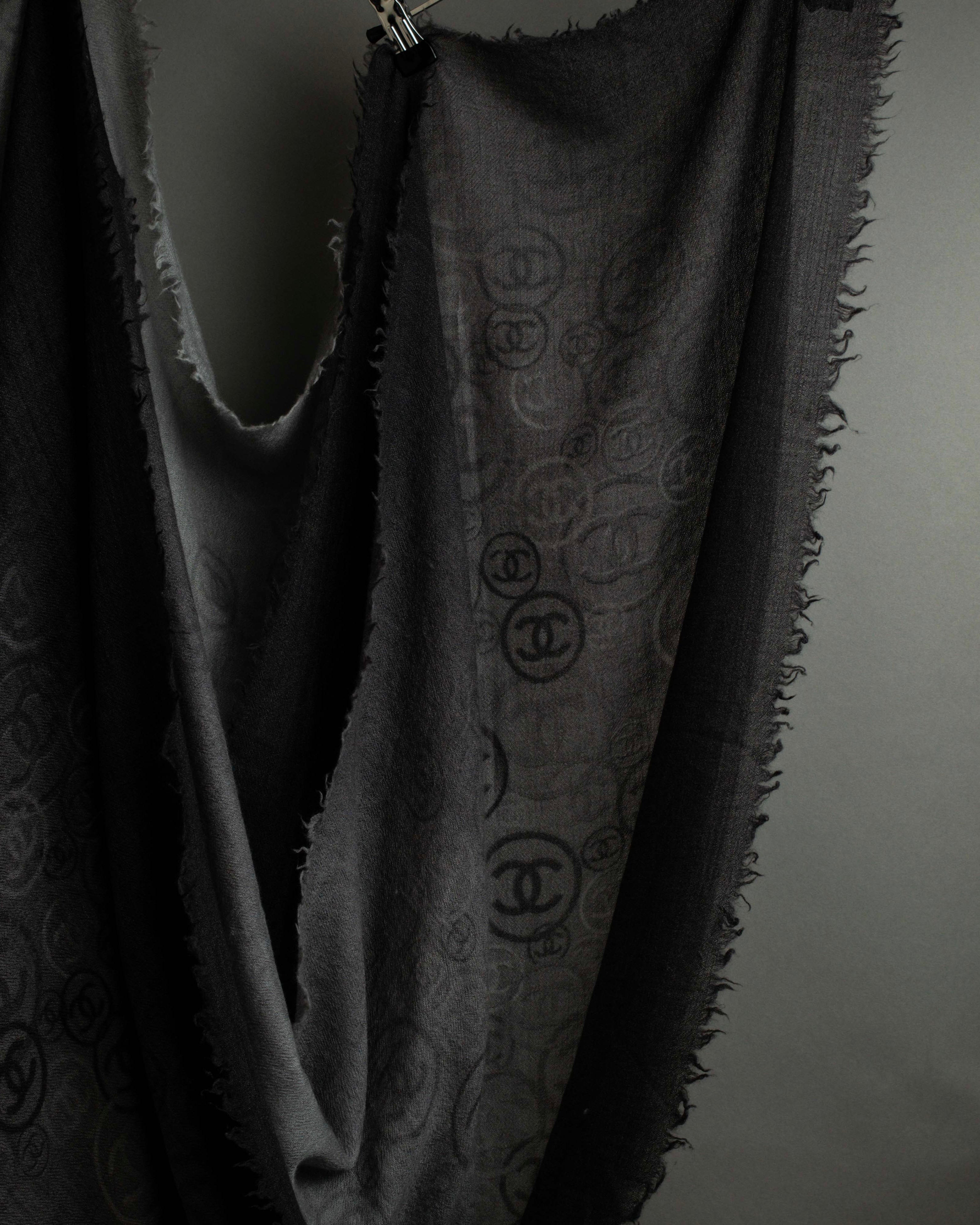 "CHANEL" Logo engraved design cashmere super large stole