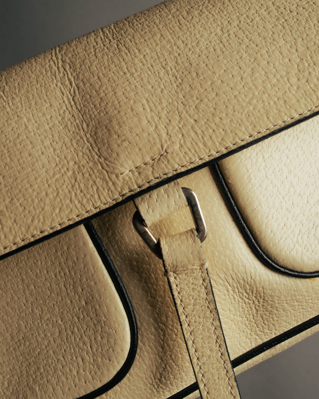 "PRADA" 90's-00's Cream pebbled leather shoulder bag