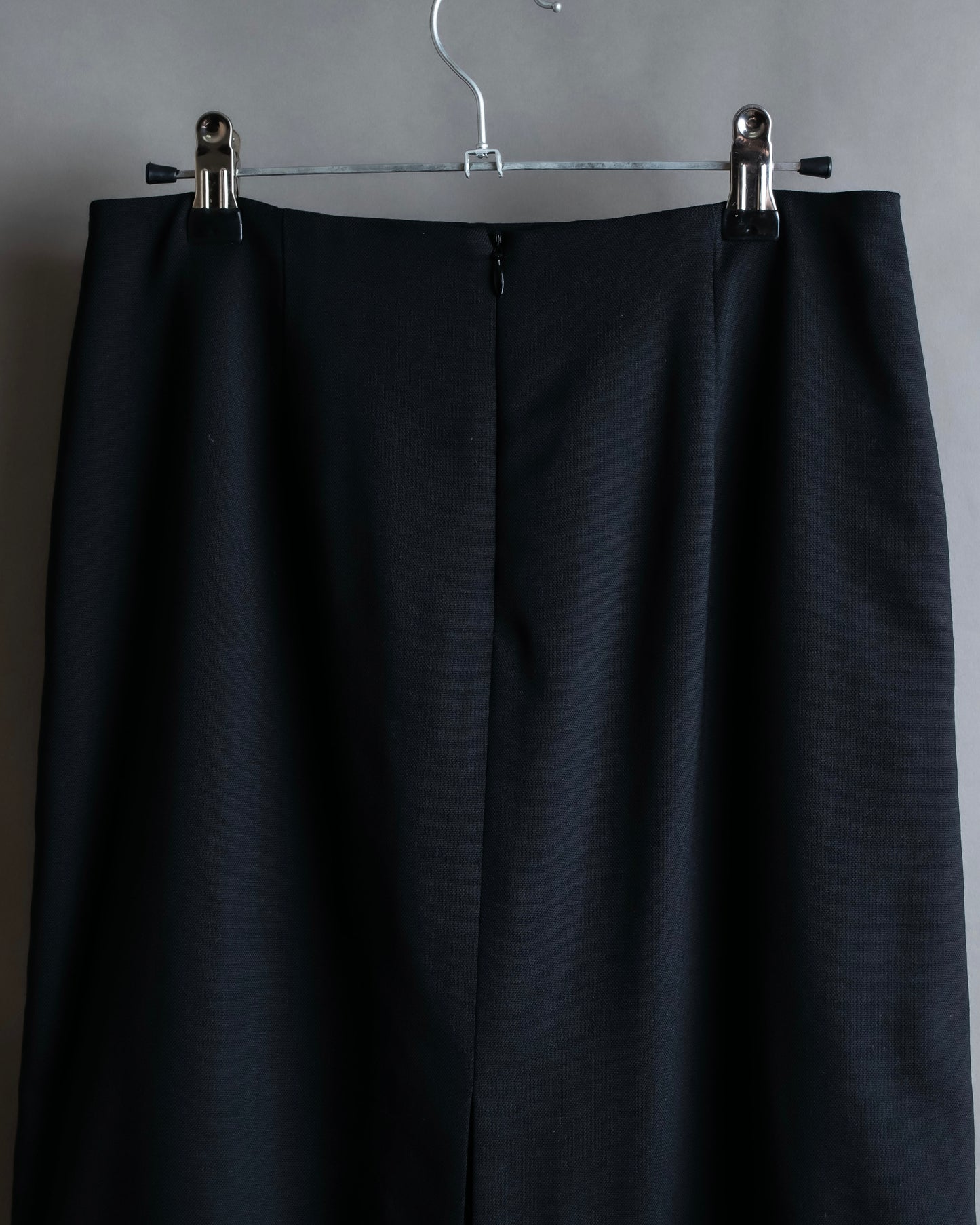 "MAISON MARGIELA" Side zip design mid ength flared skirt