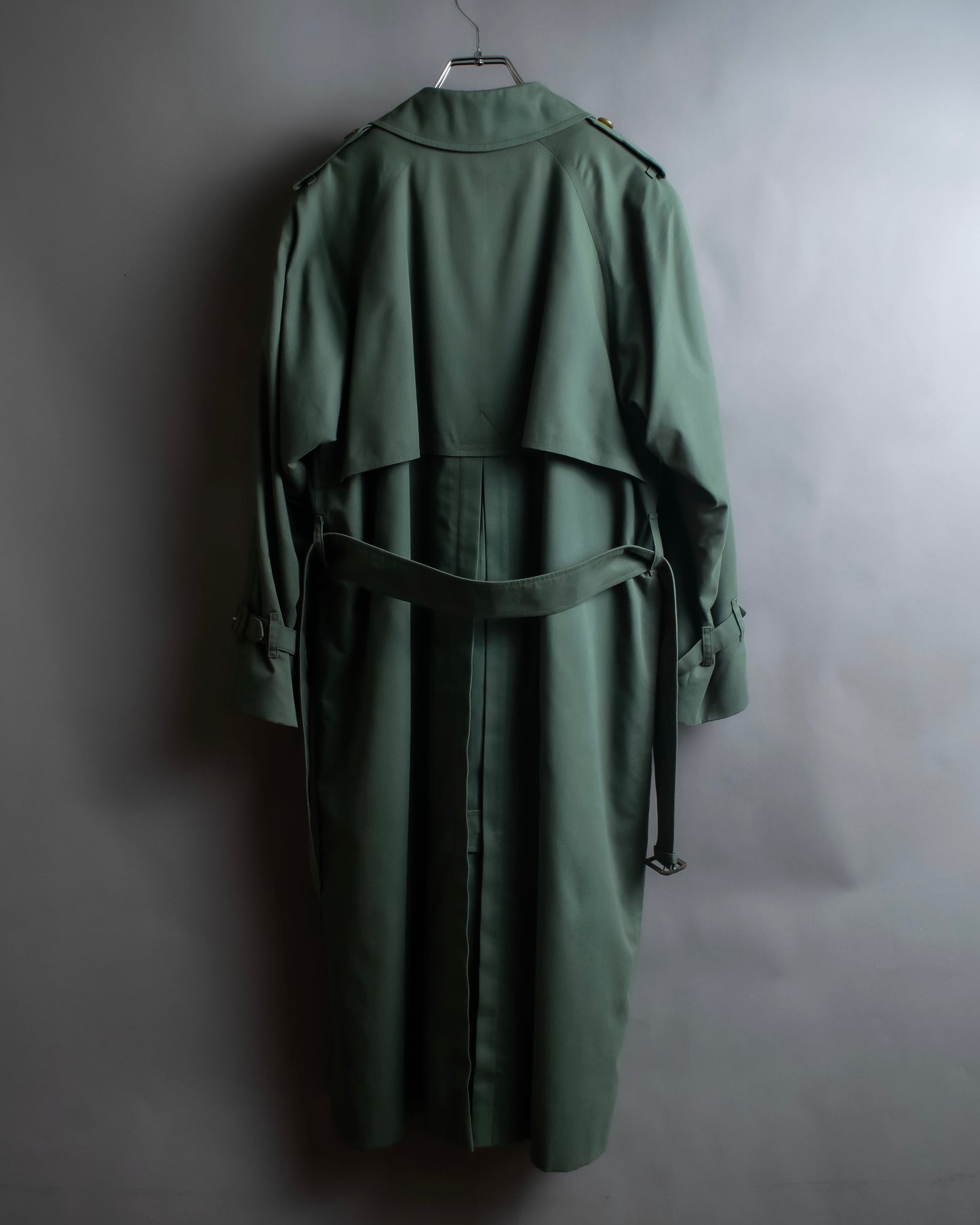 "BURBERRYS" Military detail oversized belted trench coat