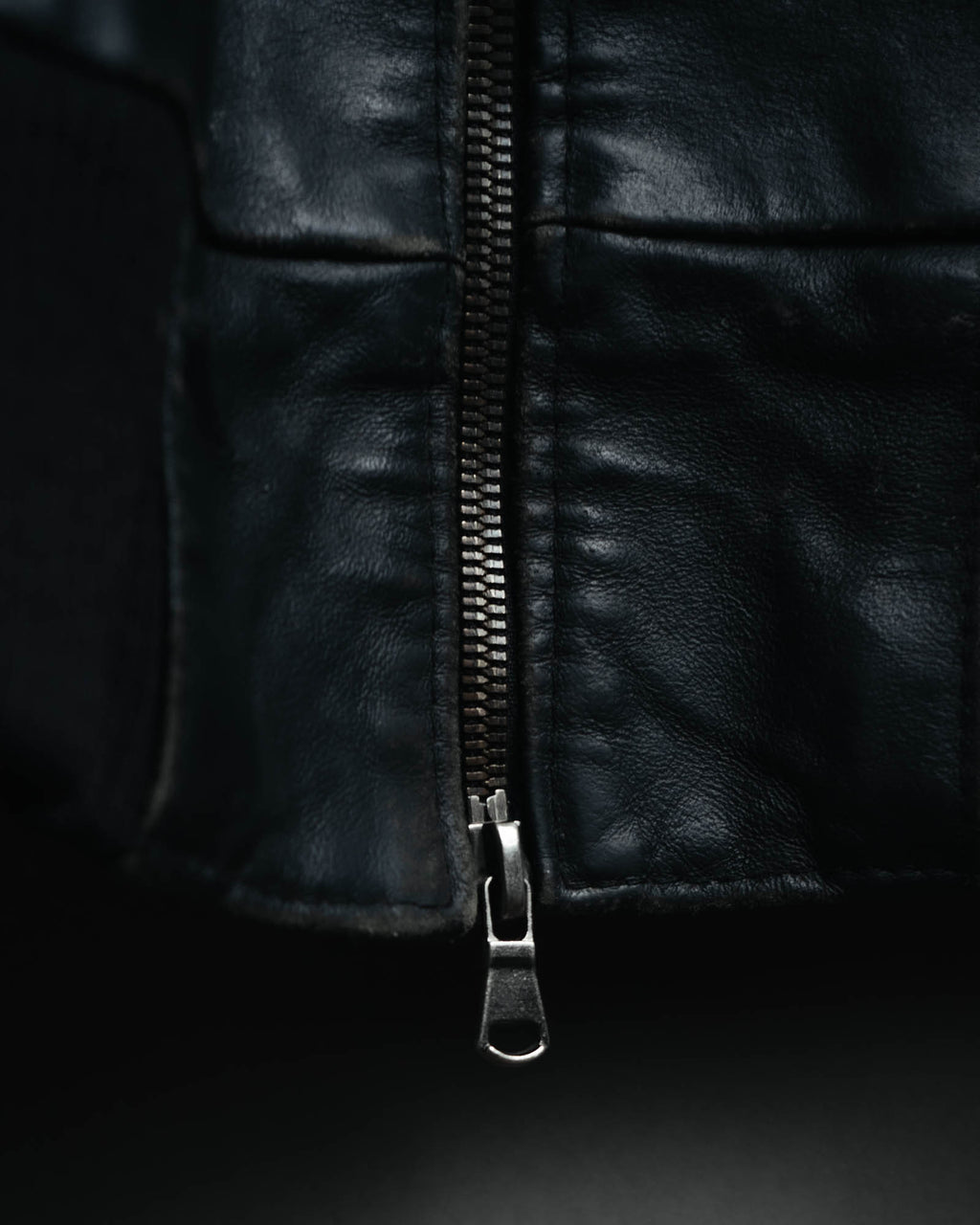 -MOOD MILLÉSIMES- 80’s-90’s softly draped leather bomber jacket