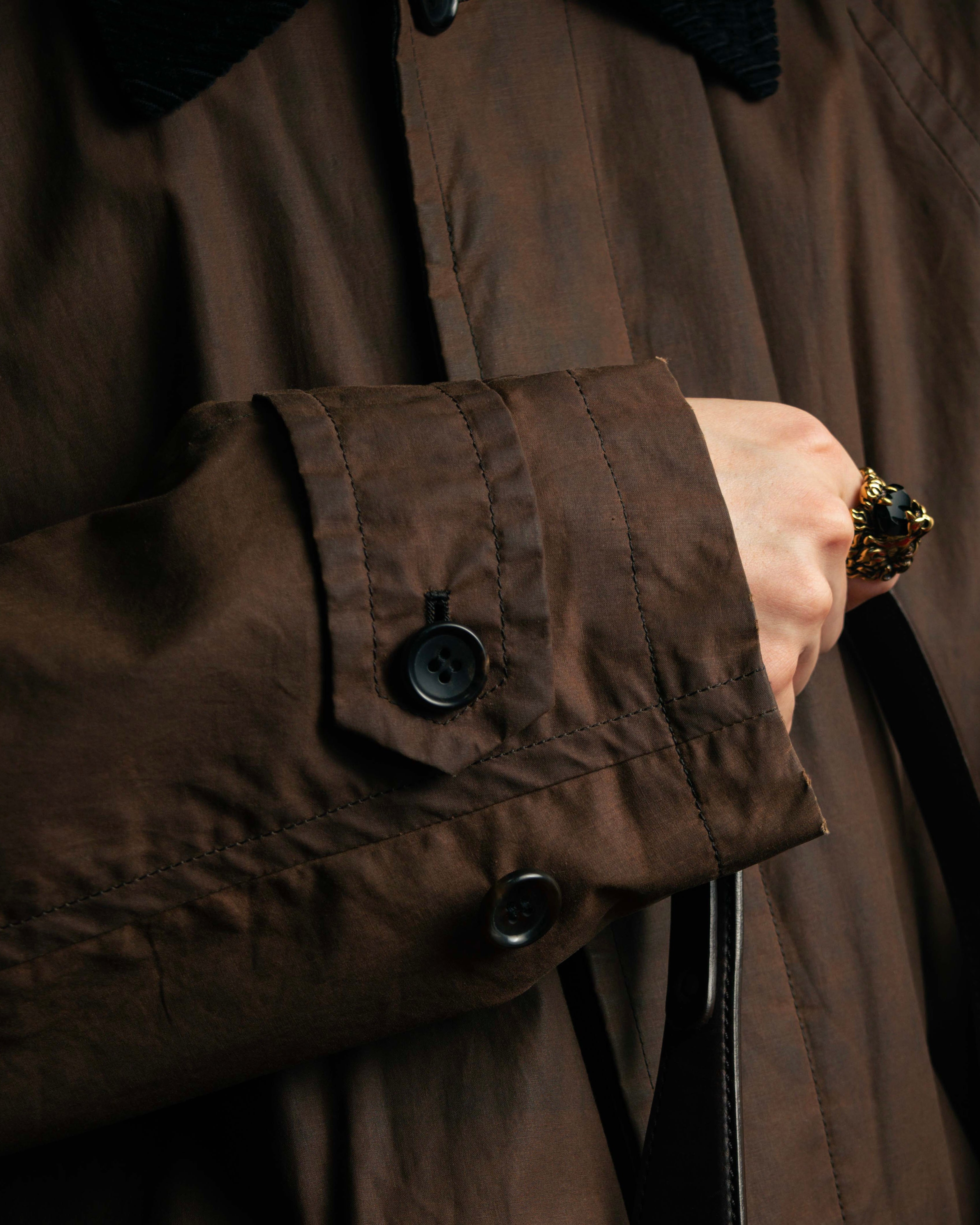 "COMME des GARCONS HOMME"
03AW corduroy collar design stand collar long coat