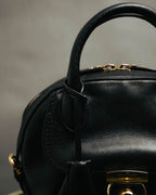 –SPECIAL– “Salvatore Ferragamo“ 00’s-10’s Black leather dome handbag