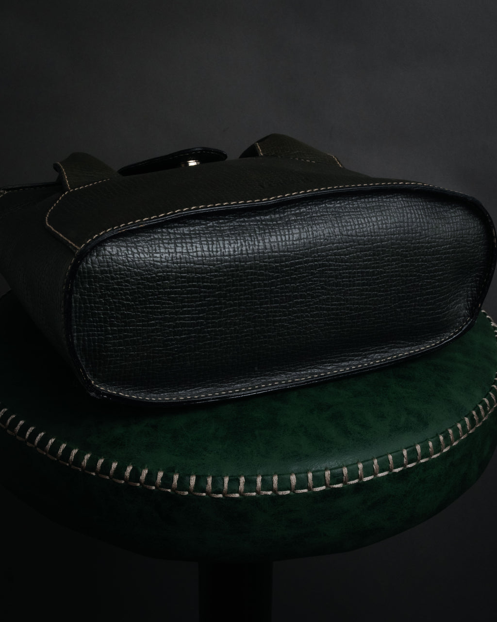 “LOEWE” 90’s Structured long handle leather shoulder bag