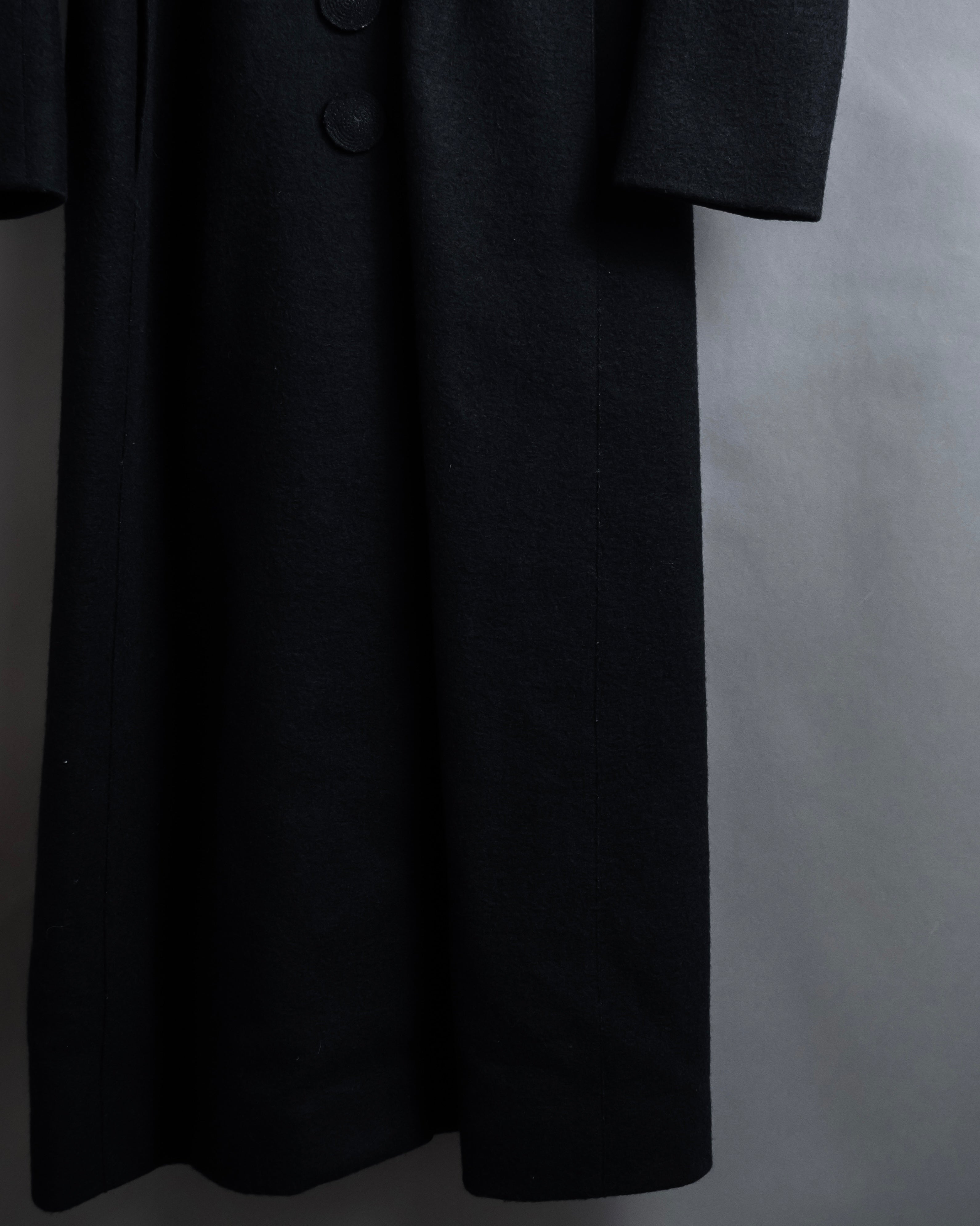 "Marc Jacobs" A soft flowing flared silhouette long coat