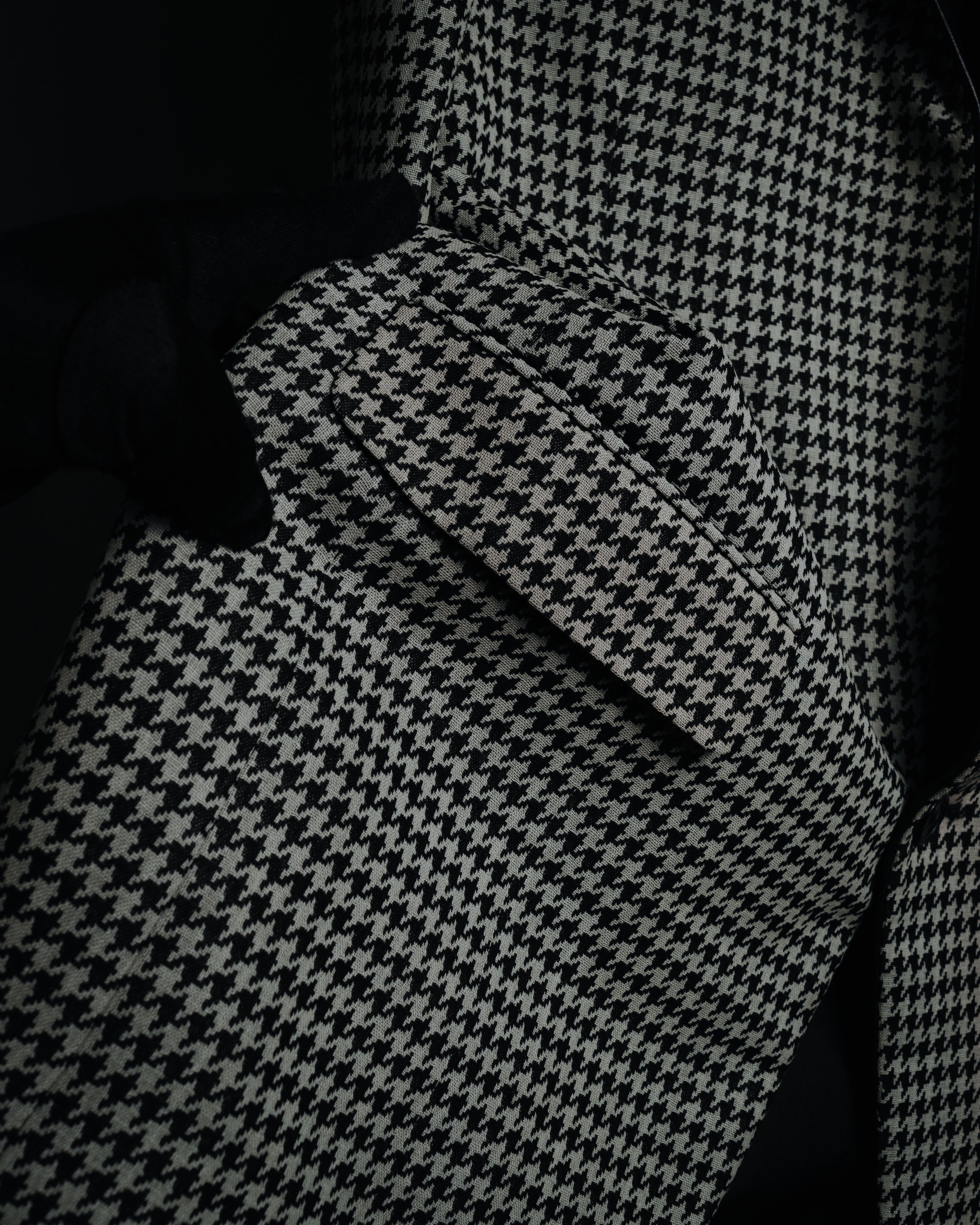 –SPECIAL– "SAINT LAURENT PARIS"
10’s Houndstooth leather-lapel peak blazer