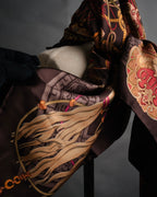 “GUCCI” 90’s Oriental motif silk carré scarf