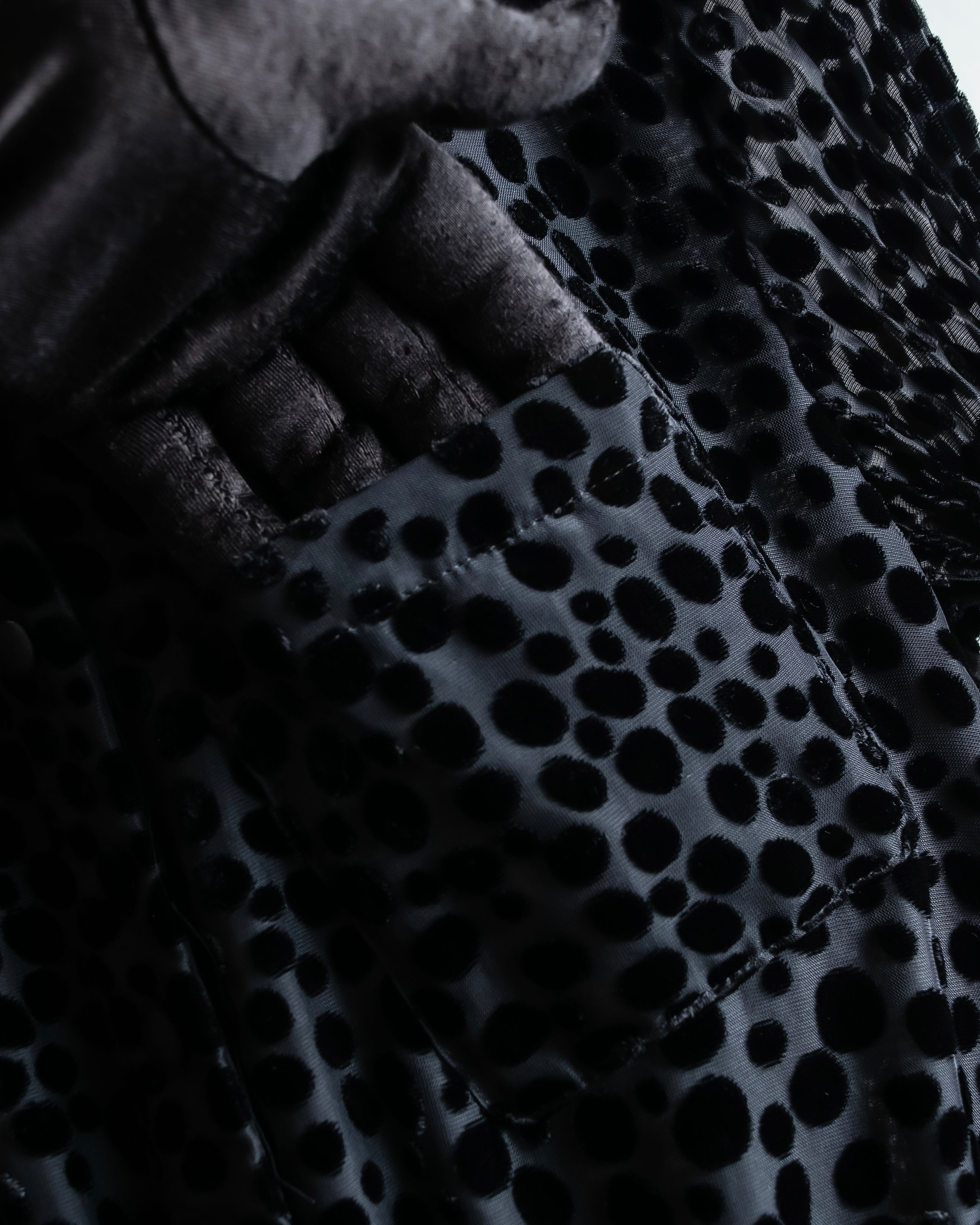 "EMPORIO ARMANI" Velvet dot beautiful pleated dress