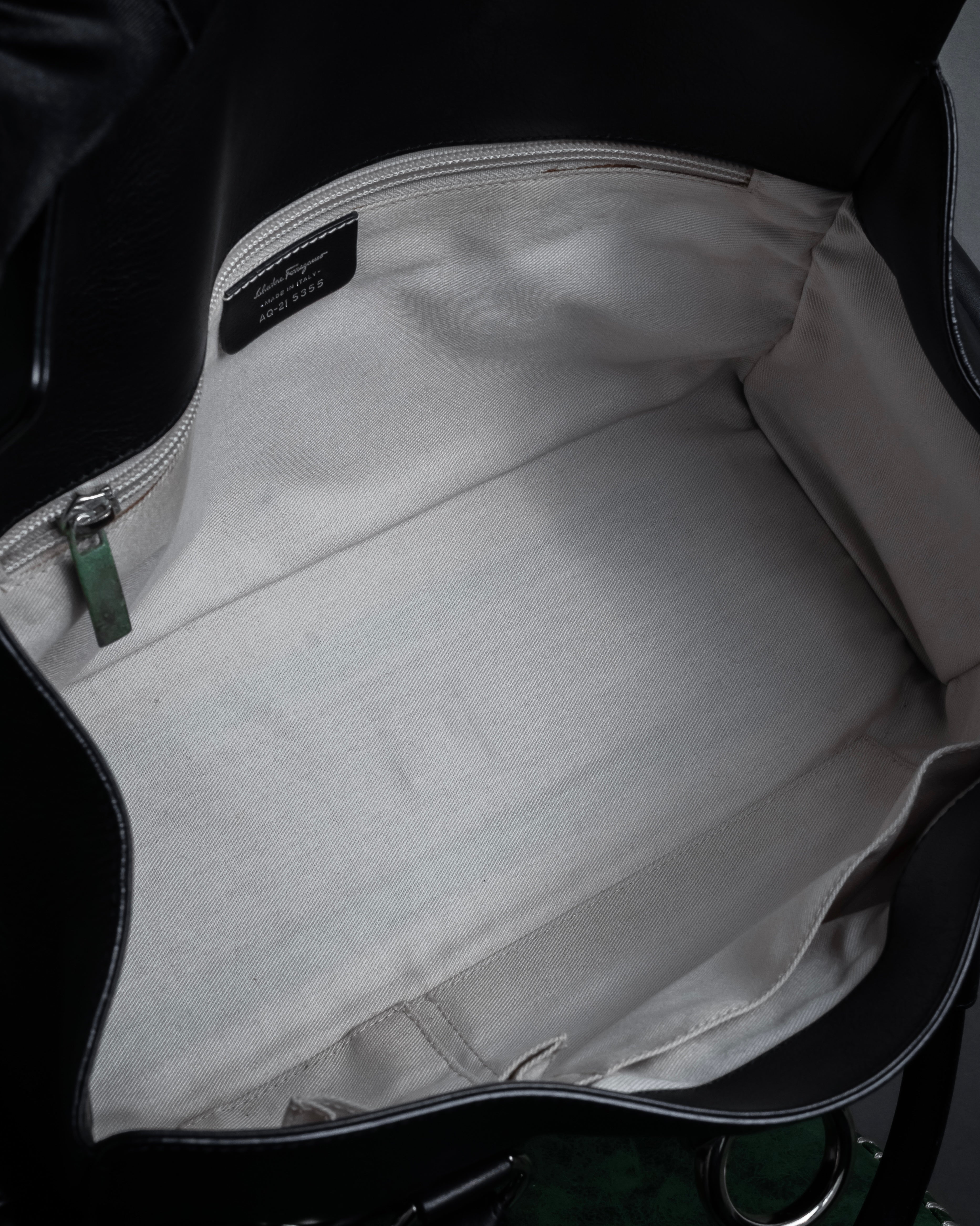 "Salvatore Ferragamo" Gancini motif design leather bowling bag