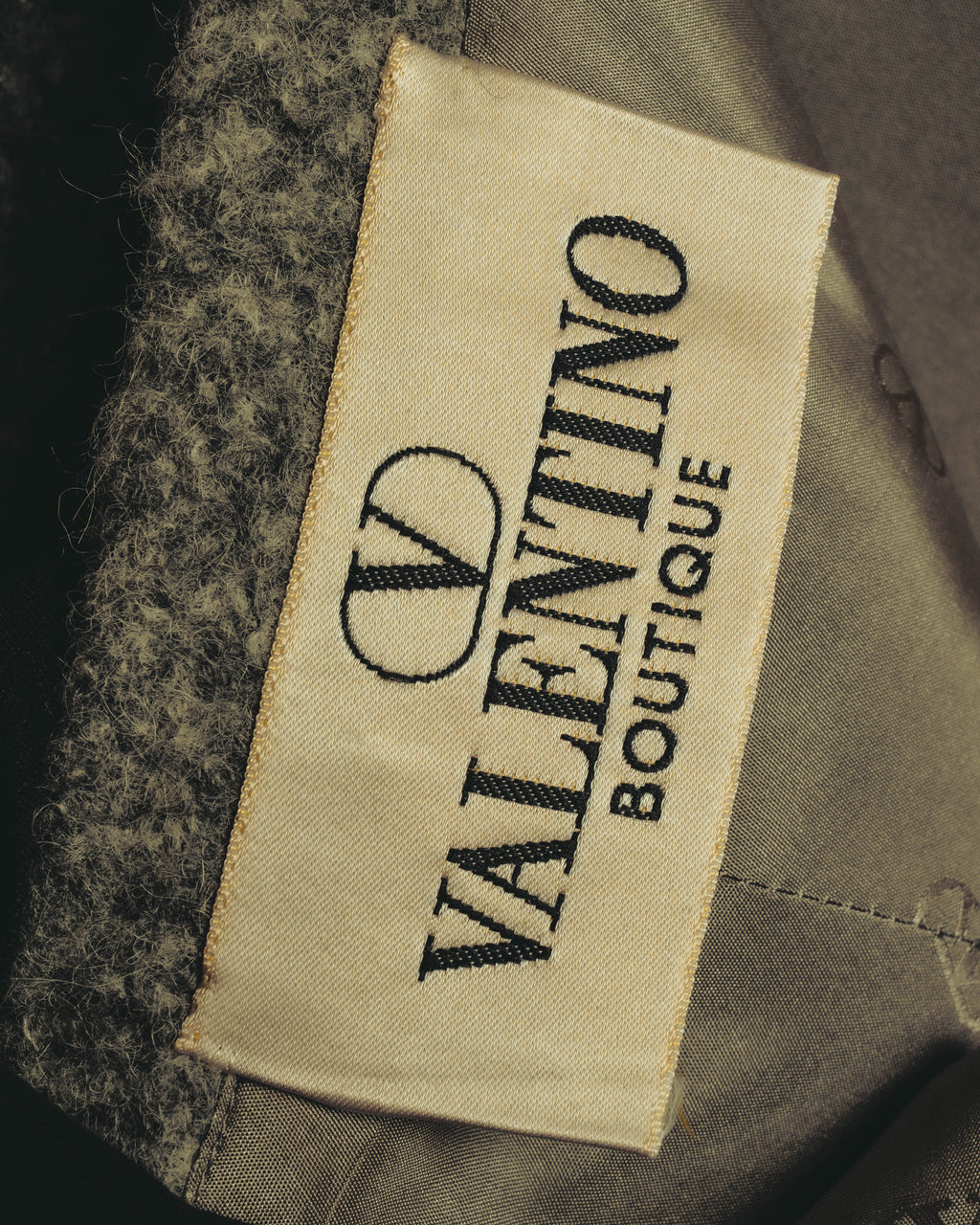 "VALENTINO BOUTIQUE" 80's Brushed alpaca skirt suit