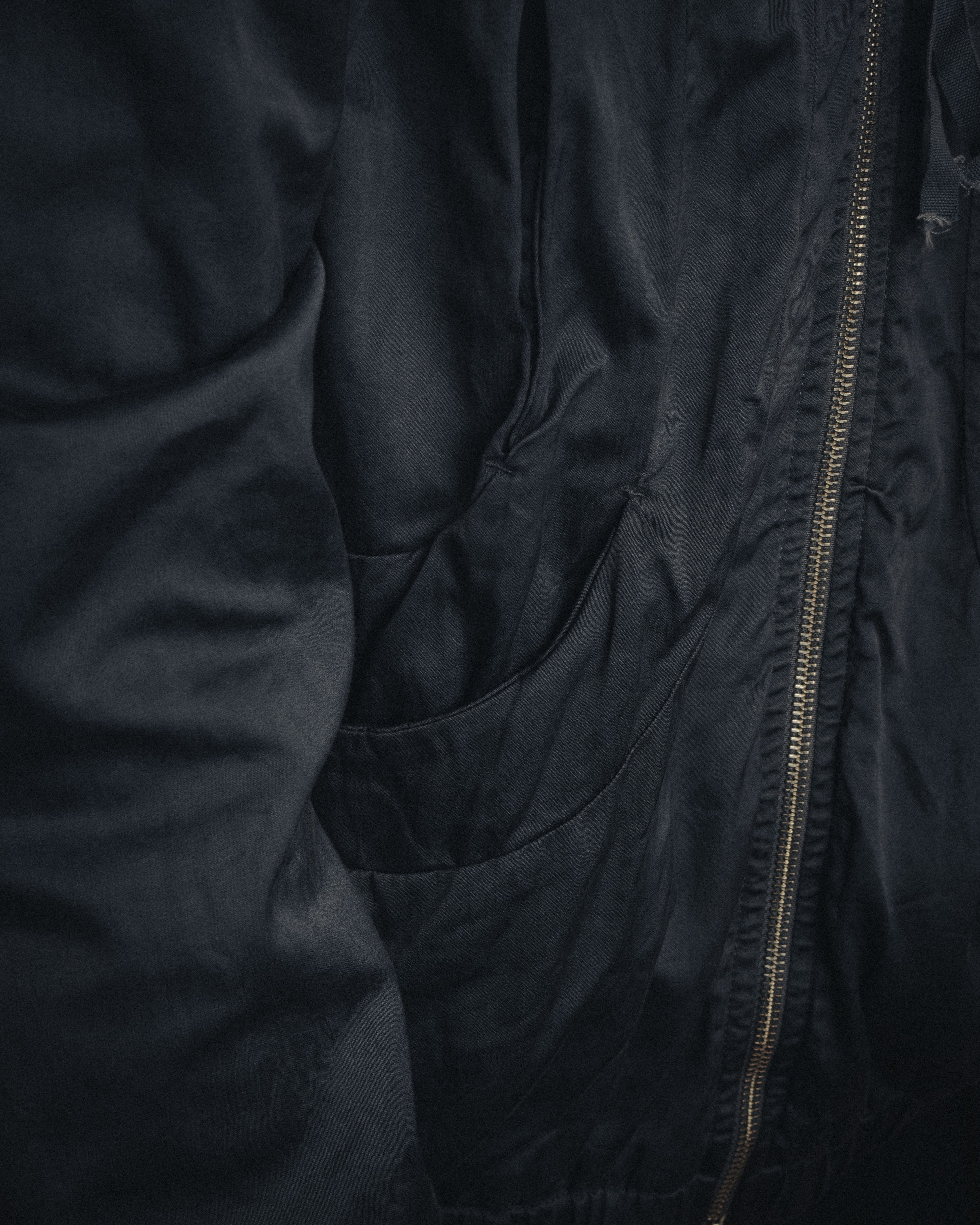 –SPECIAL– “Maison Martin Margiela” 2000’s 6 pockets garment dyed bomber jacket