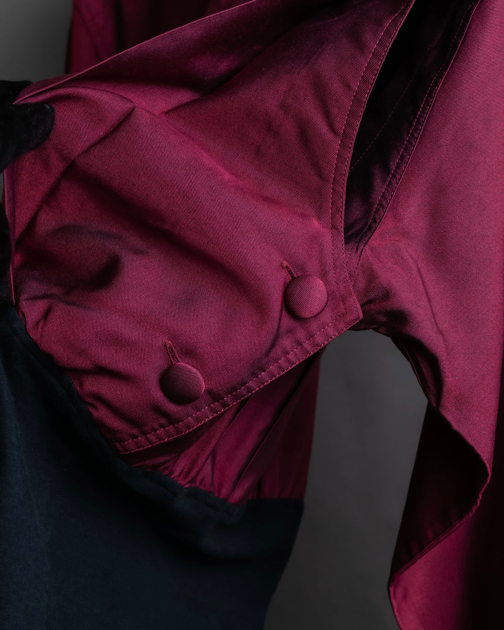 "JEAN PAUL GAULTIER FEMME"
 Waist different material switching design shirt