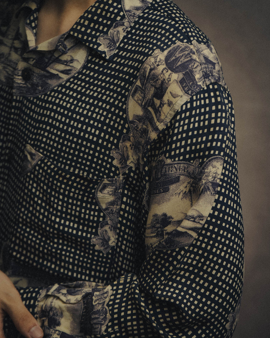–SPECIAL– “Christian Dior” 80’s-90’s archival toile print shirt
