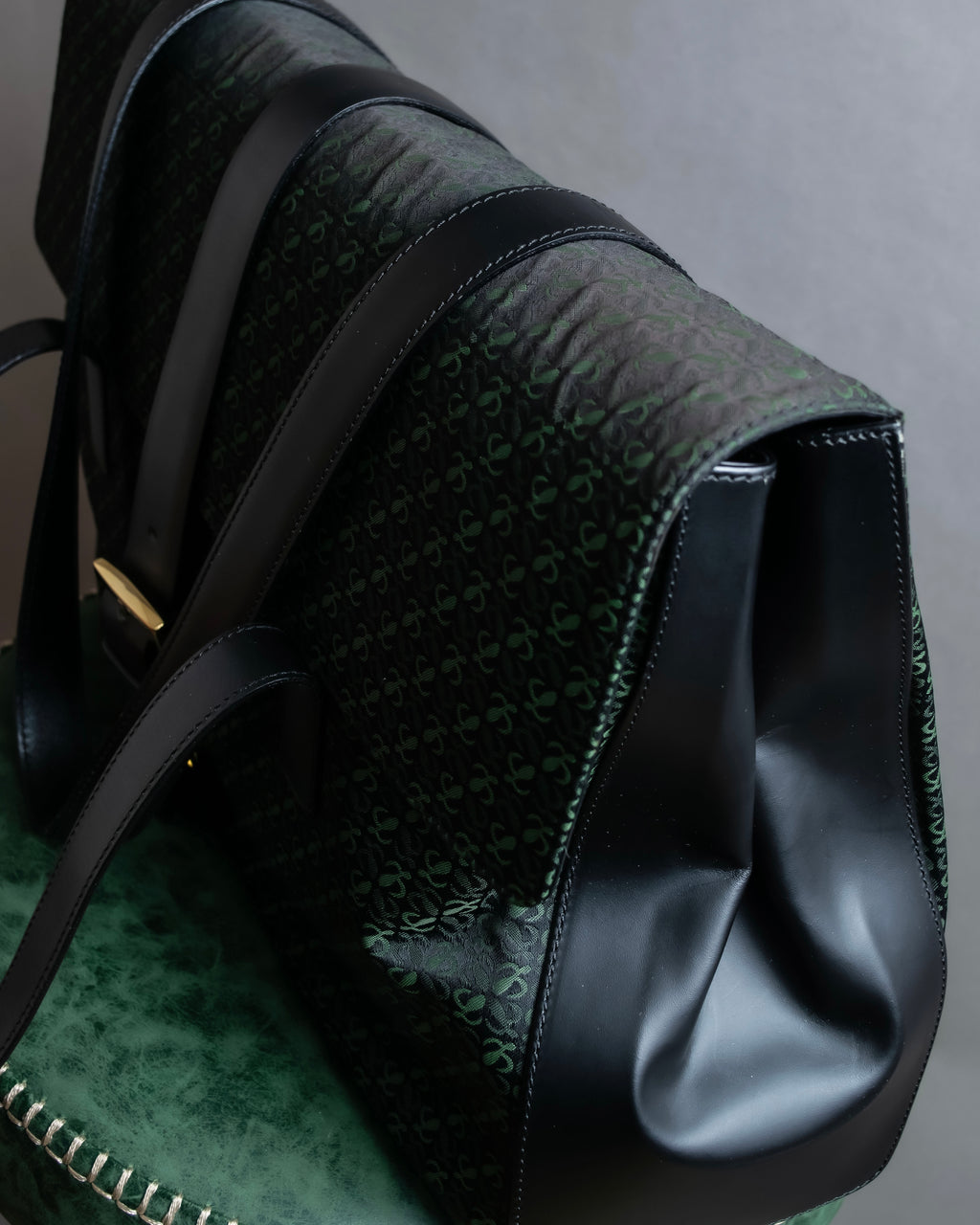 "LOEWE" Anagram pattern combination leather shoulder bag