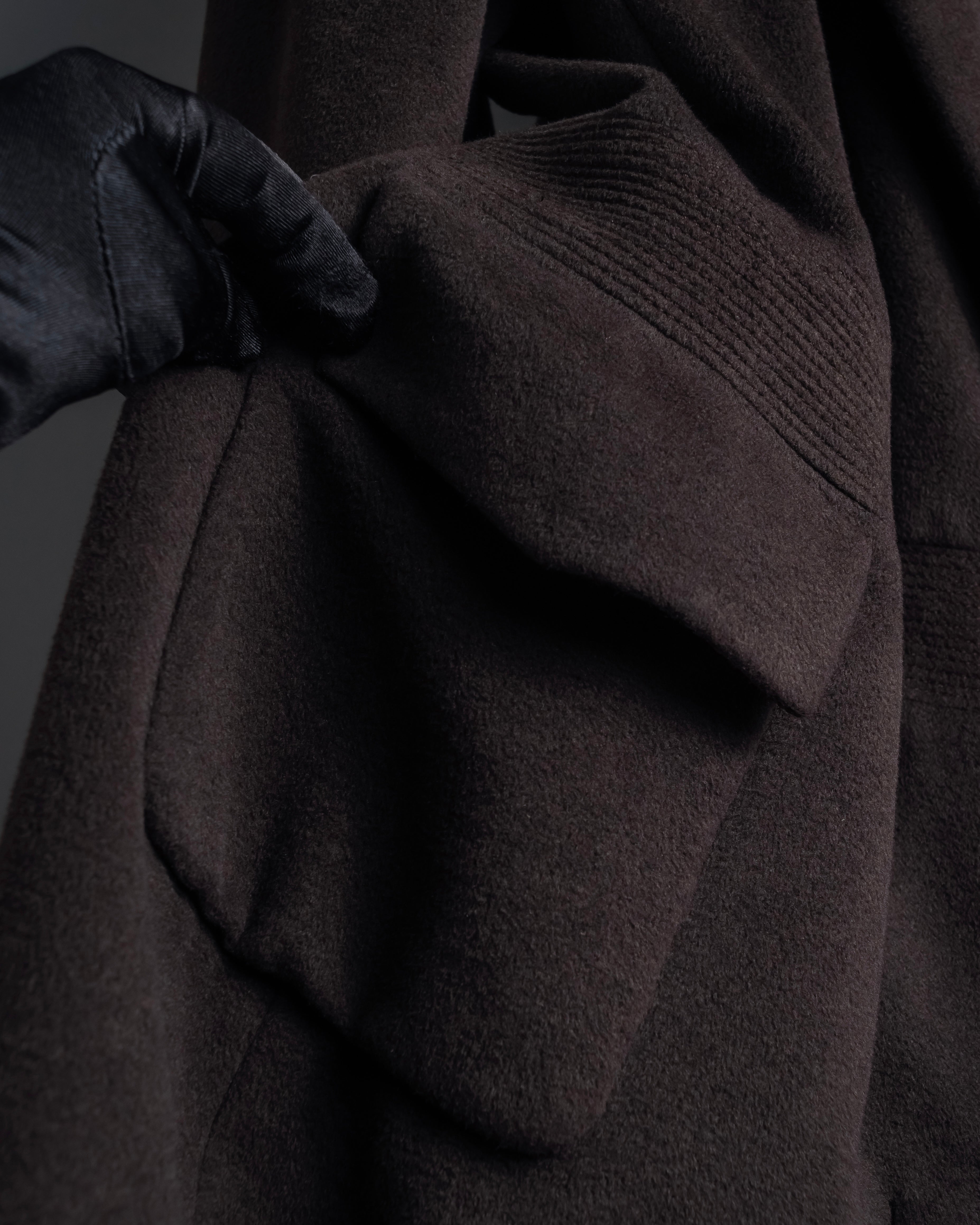 "VALENTINO" Shaped silhouette mocha brown chester coat