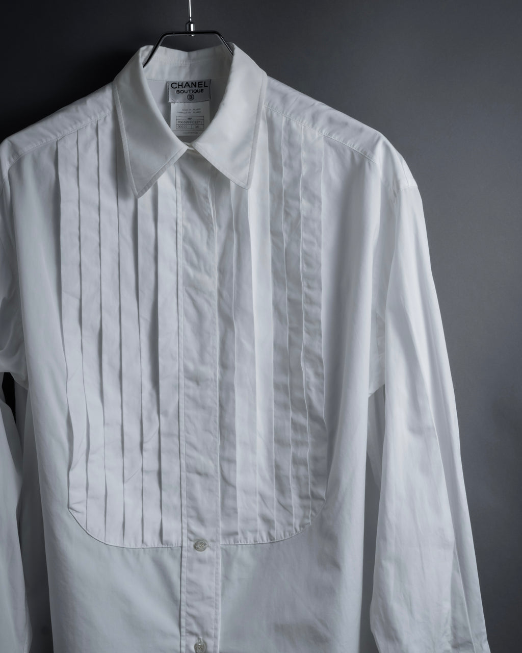 "CHANEL" 96's Spring collection tuck pleats shirt
