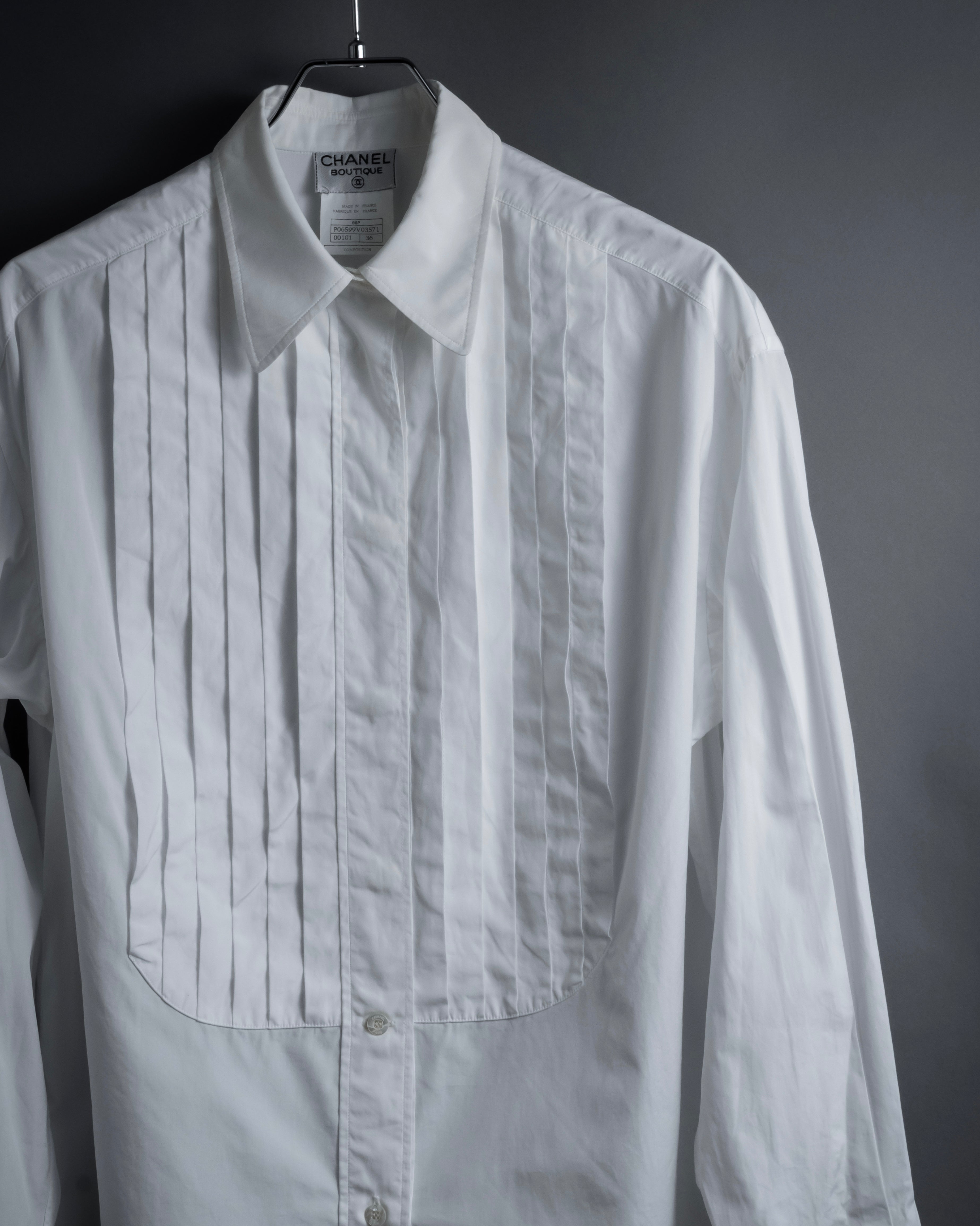 "CHANEL" 96's Spring collection tuck pleats shirt