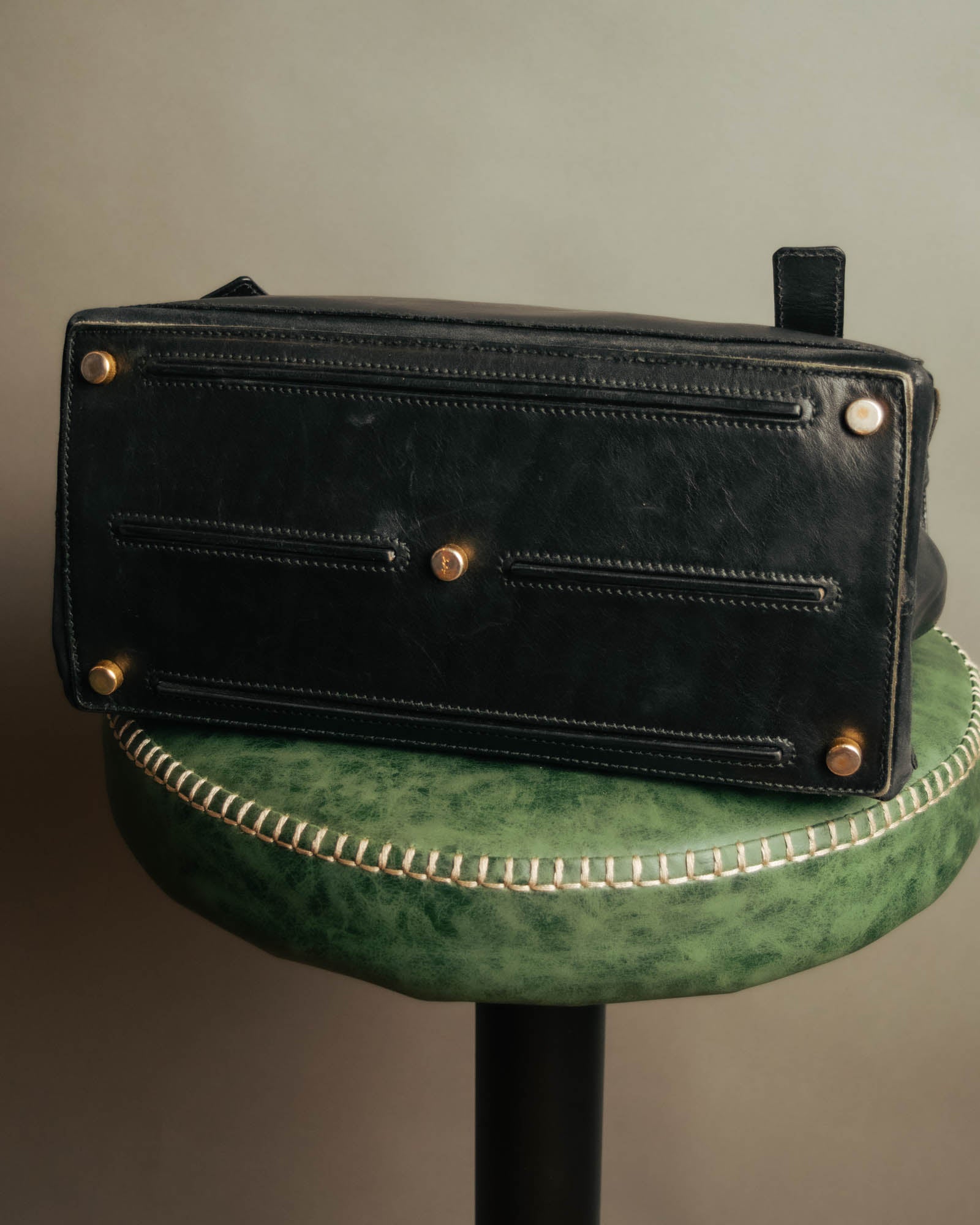 -SPECIAL- “YVES SAINT LAURENT rive gauche”
2008-2012 Muse two leather shoulder bag