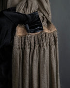 "FENDI" 04-10's Petal motif fur docking long muffler