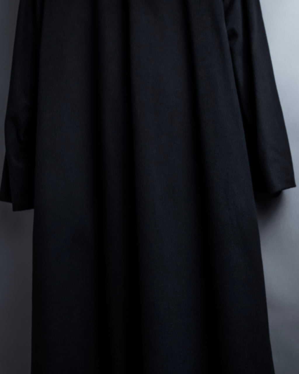 "Vintage raglan sleeve 100% cashmere stand-collar coat"