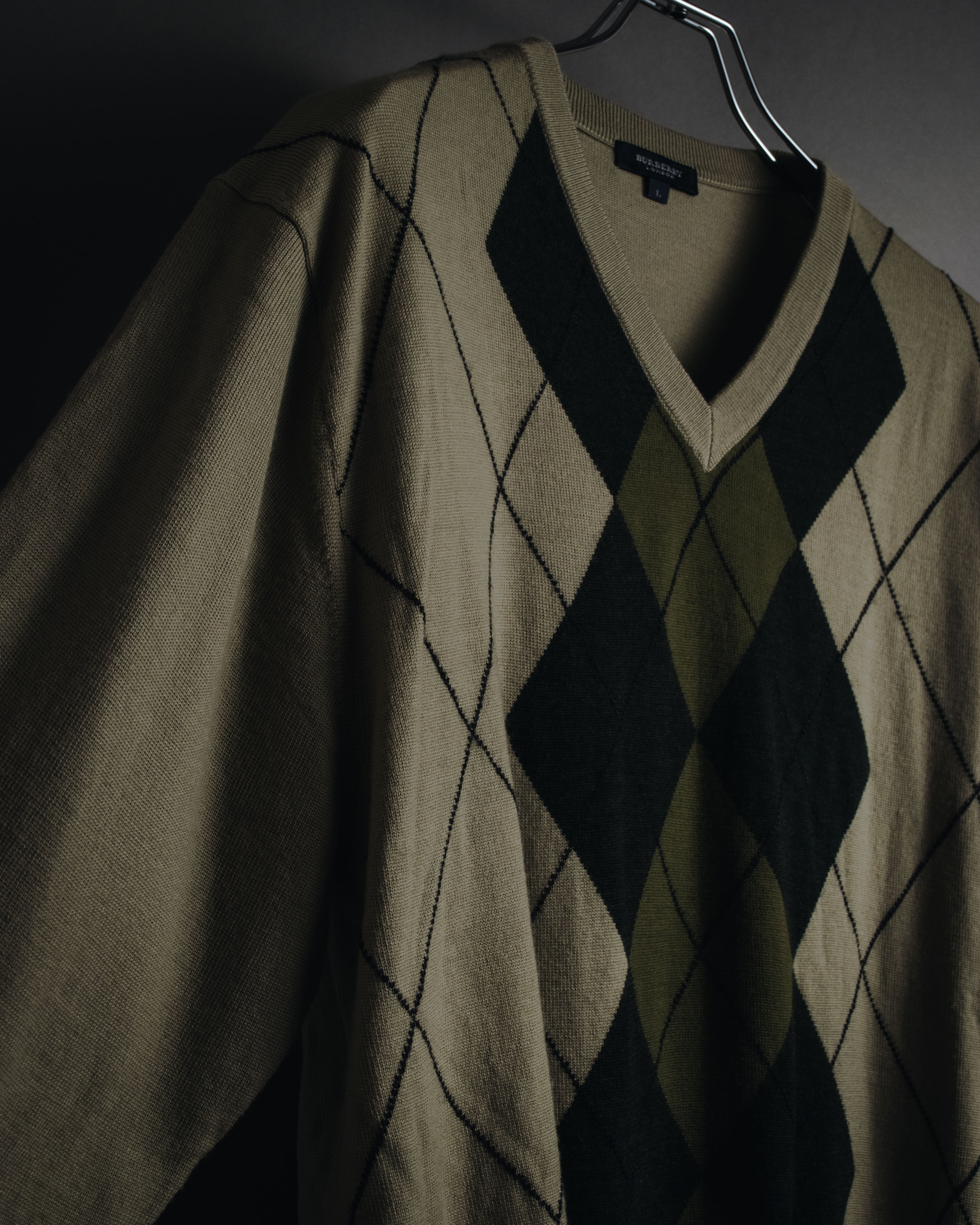 "BURBERRY" 00’s classic argyle v-neck wool knit