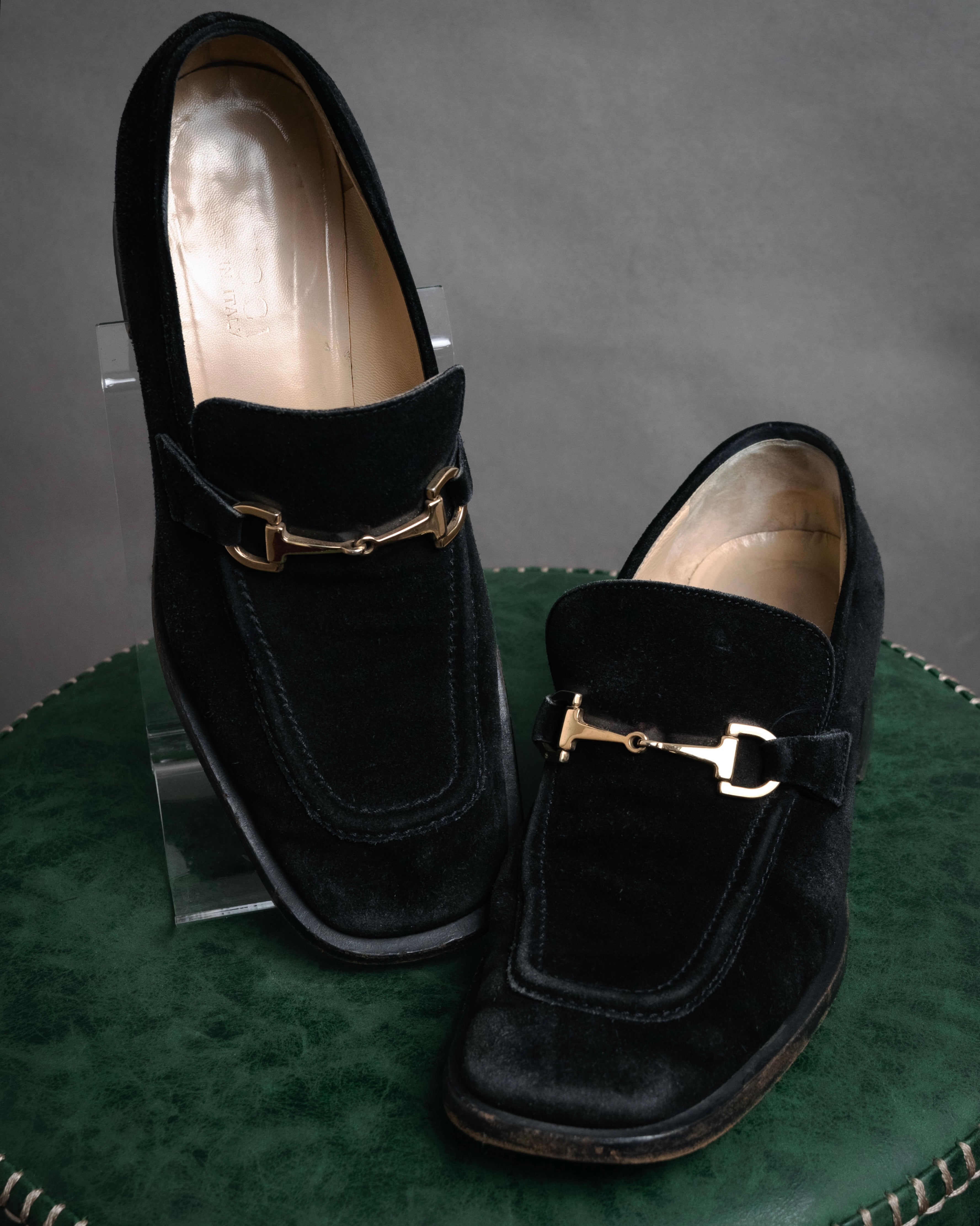 GUCCI (グッチ) - ホースビット スクエアトゥ ローファー - ブラック