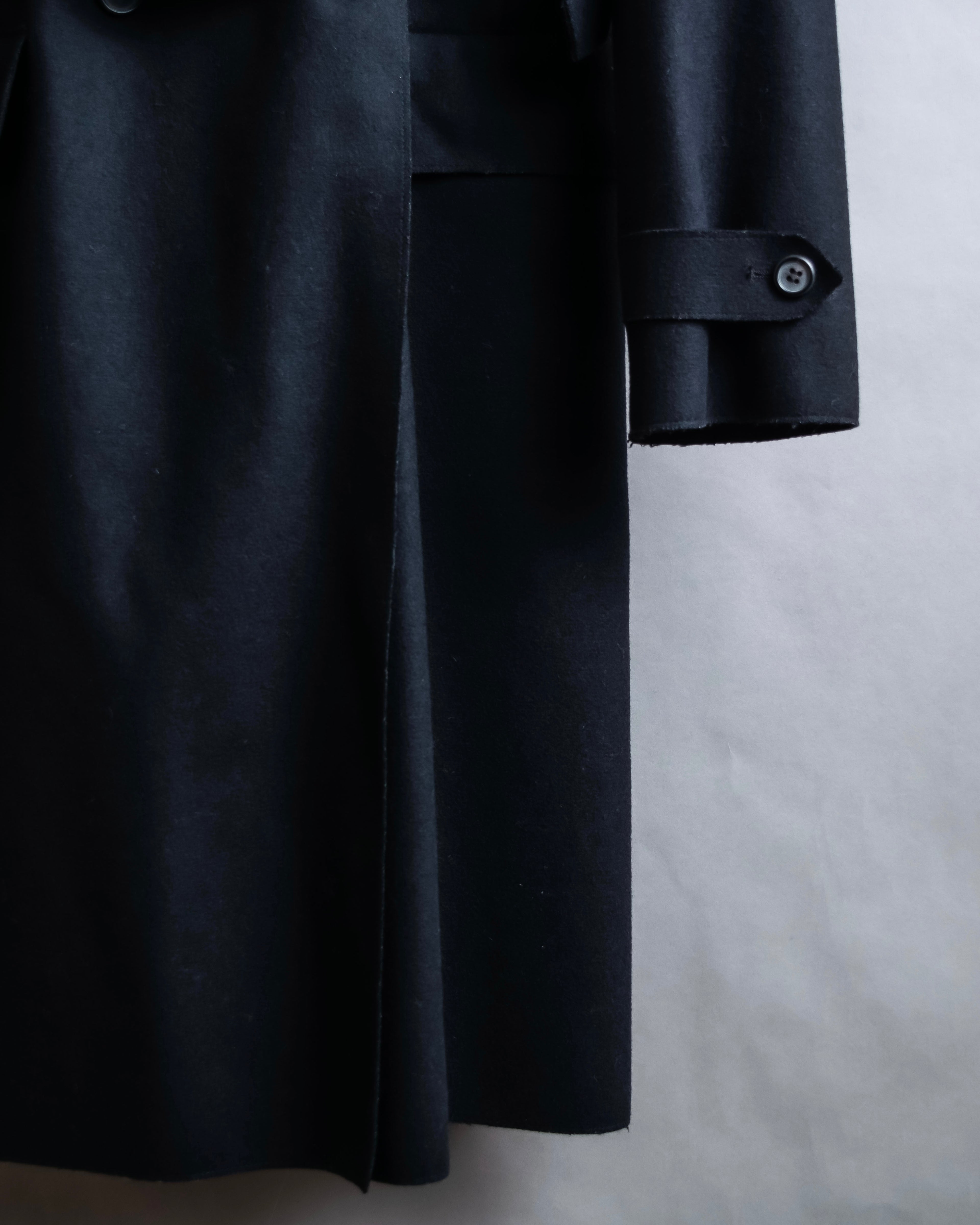 "MIU MIU" Crest brooch design belted trench coat