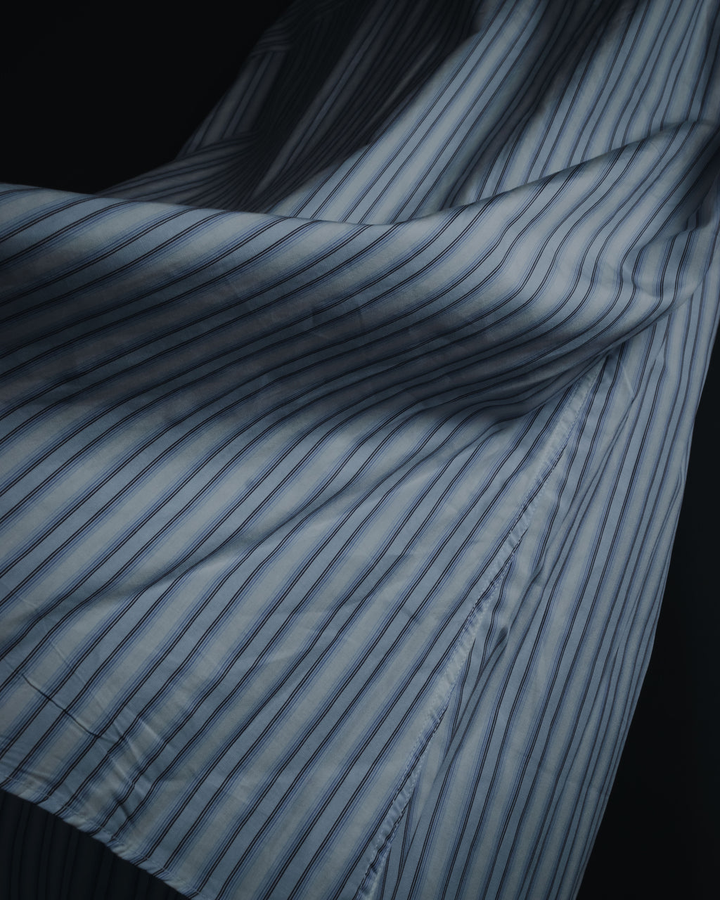 "GUCCI" Striped Spread Collar Shirt with Contrast Cuffs