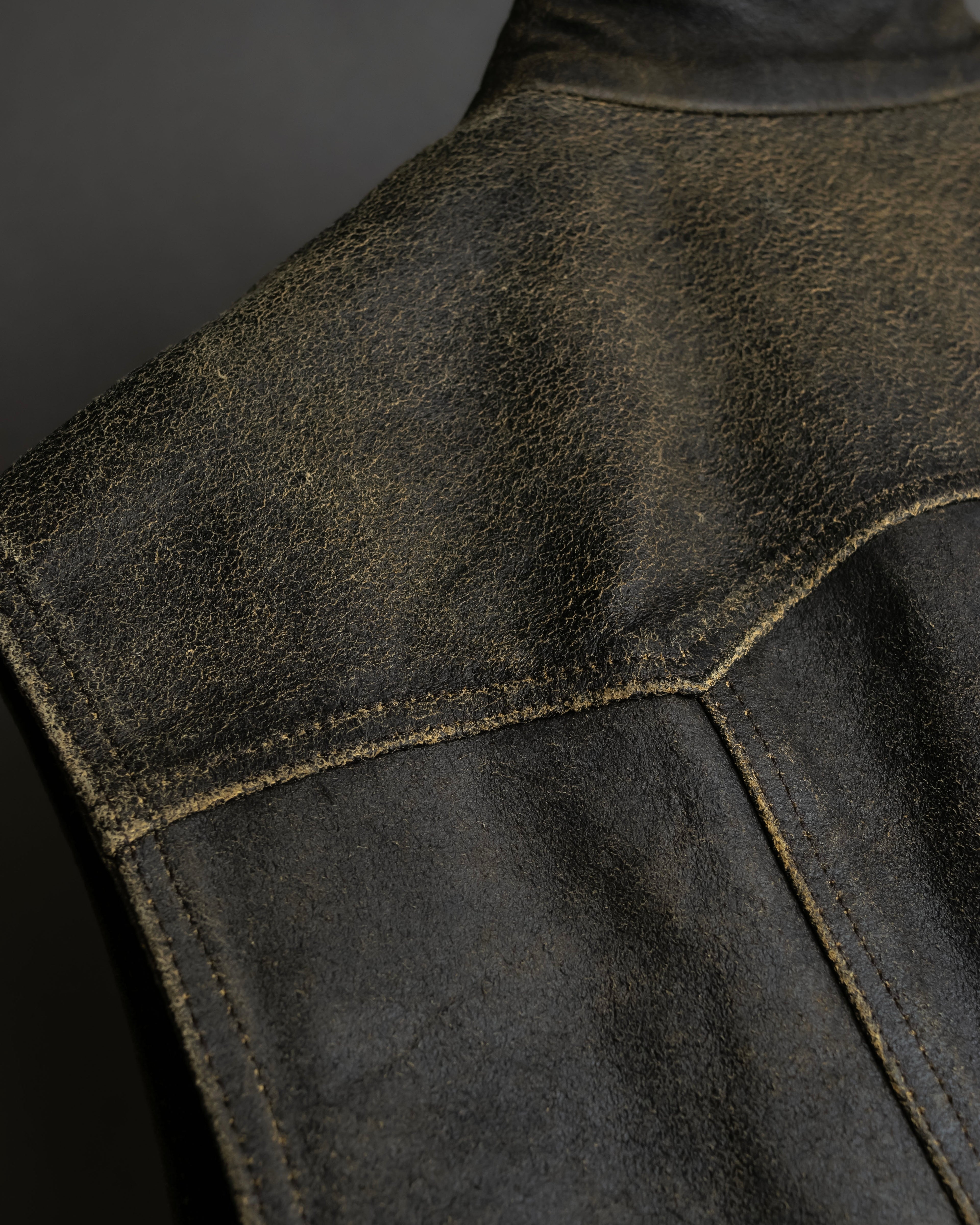 "CHANEL" 2000AW Karl Lagerfeld period calf leather vest