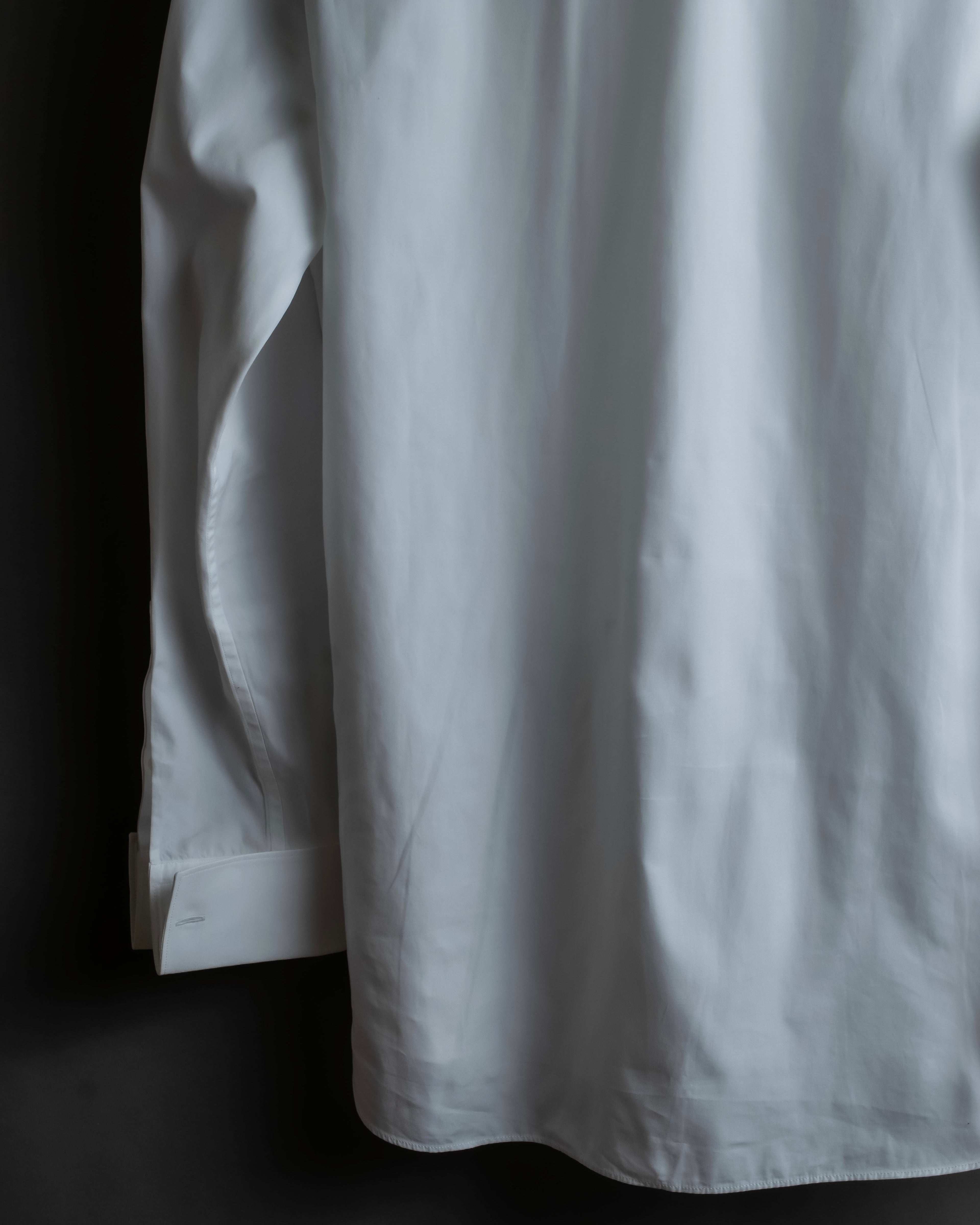 "GIVENCHY" Bosom panel design white shirt