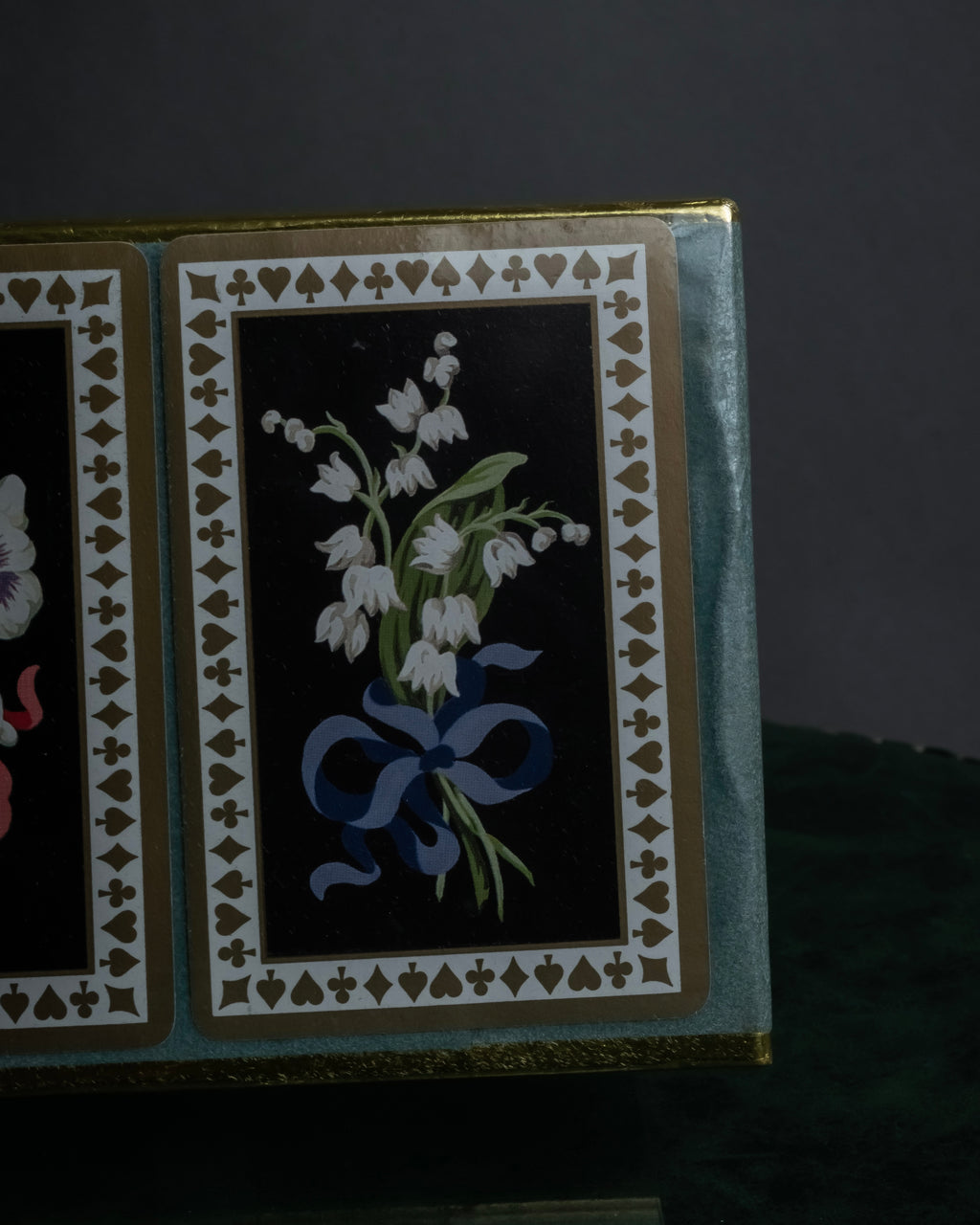 "Tiffany&Co" Unopened flower motif design playing card set