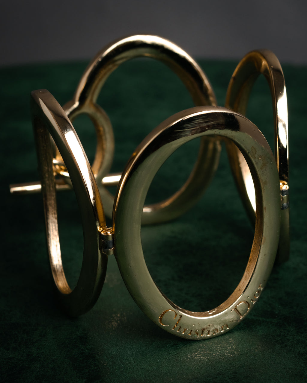 –SPECIAL– “Christian Dior” 90’s Sculptural oval link bracelet