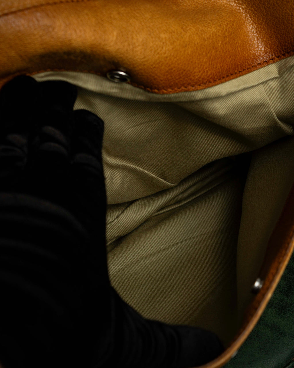 "MAISON MARGIELA" 12SS over flap design leather shoulder bag