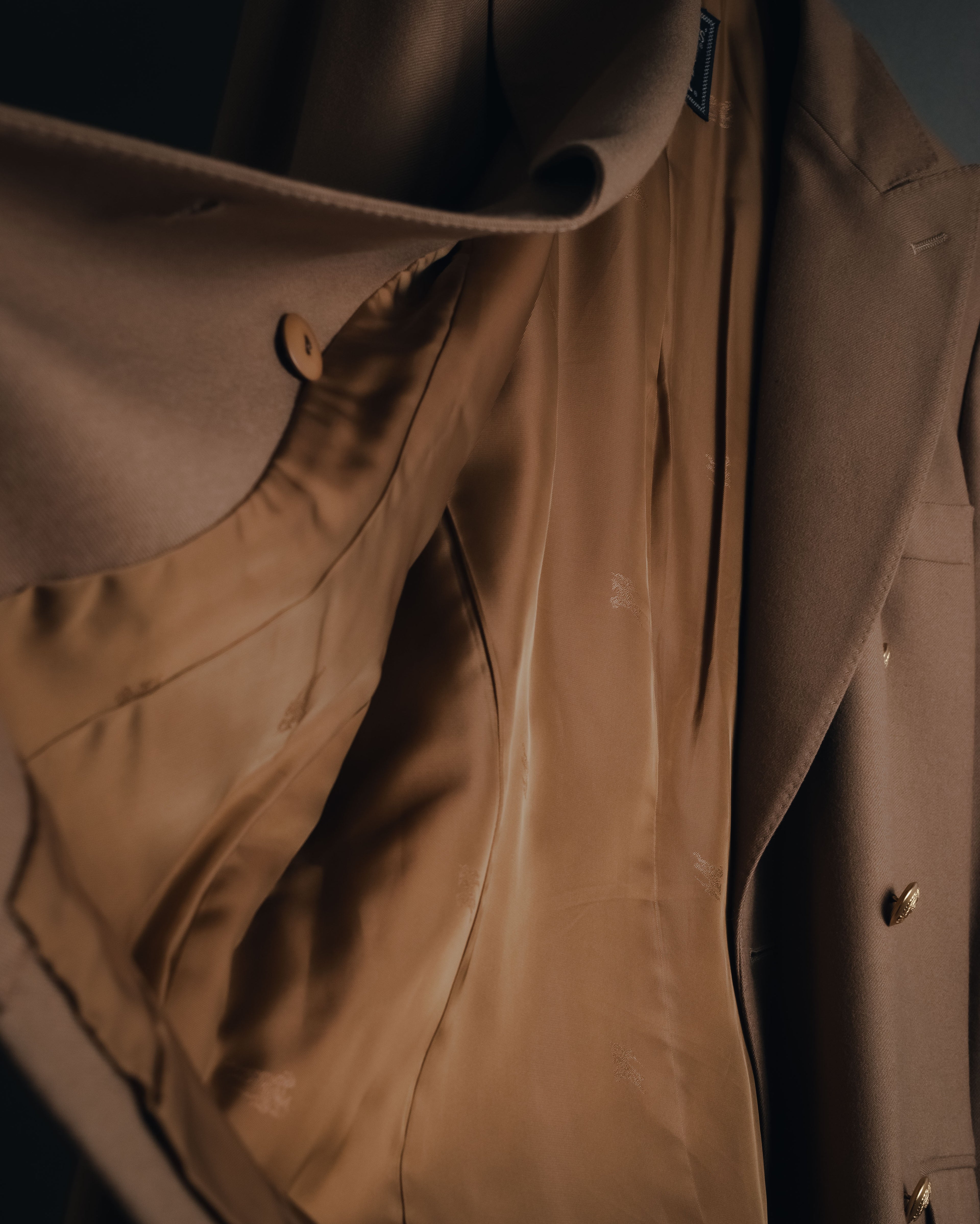 “Burberrys” 90’s crest button double breasted tailored jacket