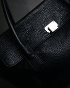 “TIFFANY & CO.” 2010’s Grained leather chain shoulder bag
