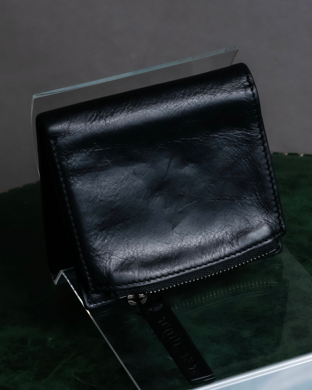 "MAISON MARGIELA" Anonymous stitch design bi-fold wallet