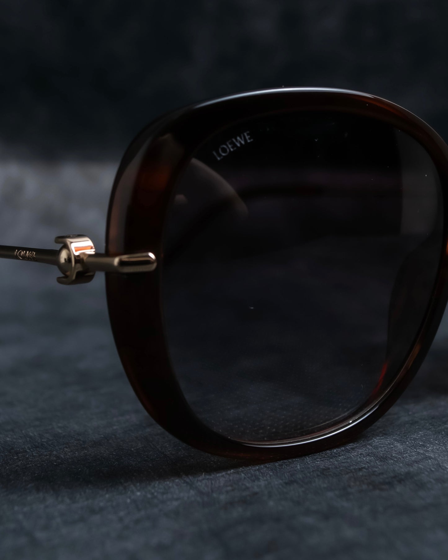 "LOEWE" Butterfly frame silver temple sunglasses