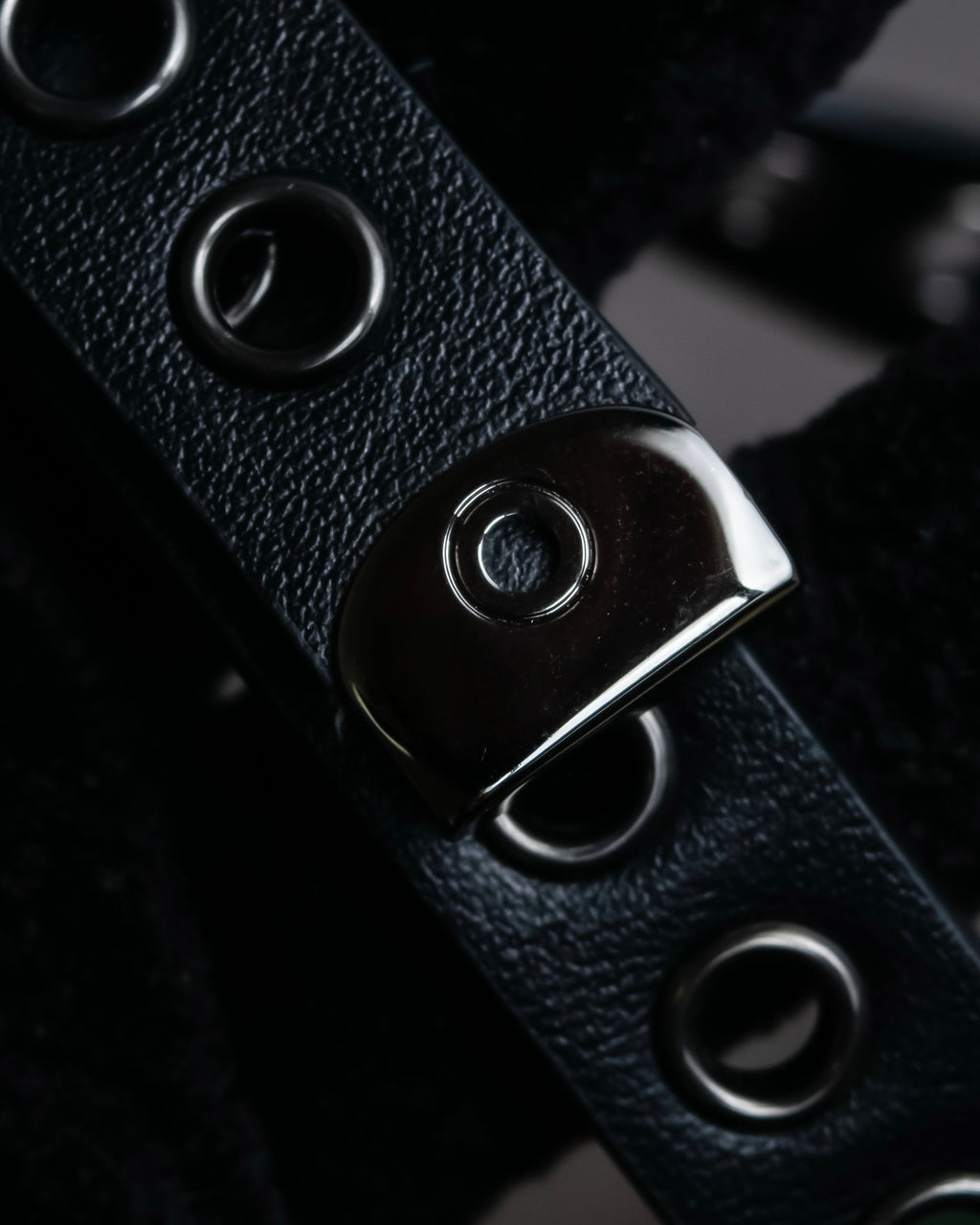 "Christian Dior" Countless eyelet design leather belt