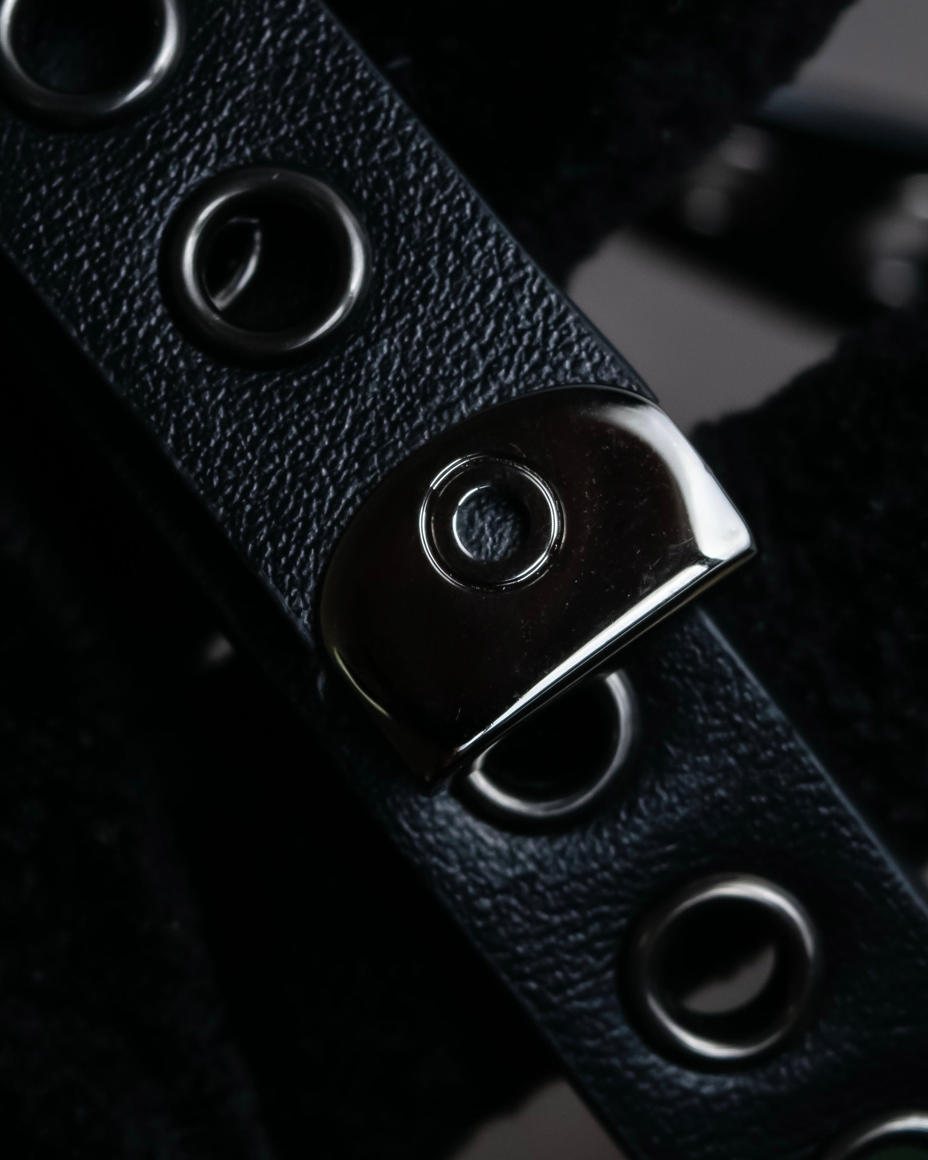 "Christian Dior" Countless eyelet design leather belt