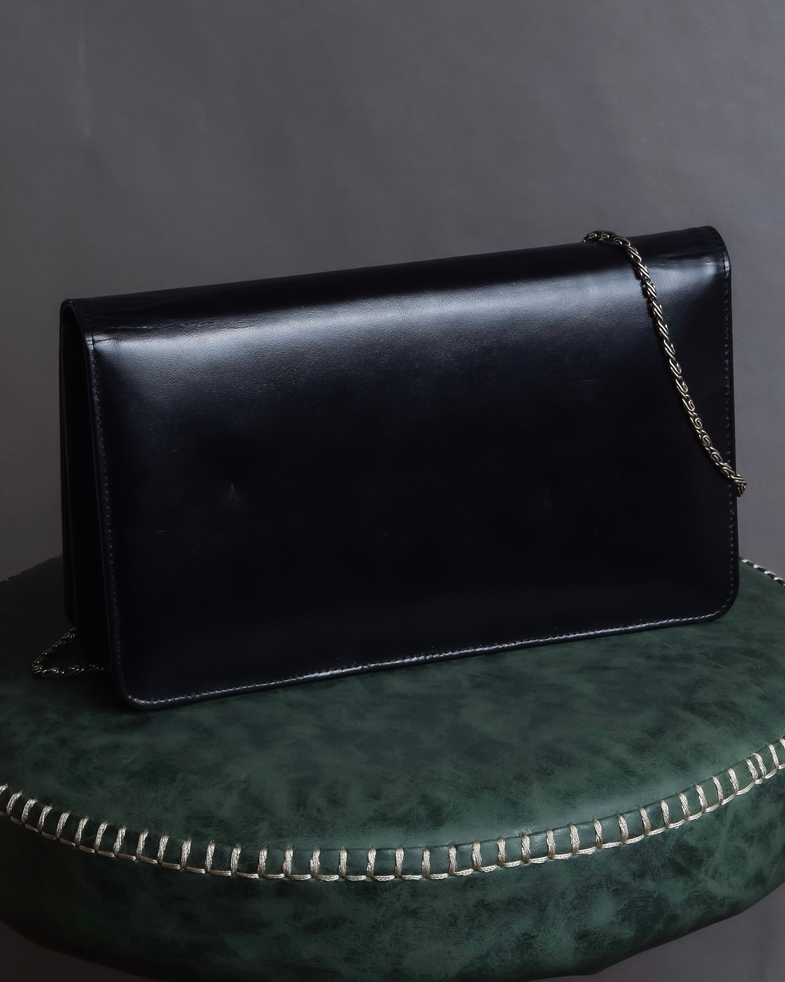 "Cartier" Logo engraved horizontal chain shoulder leather bag