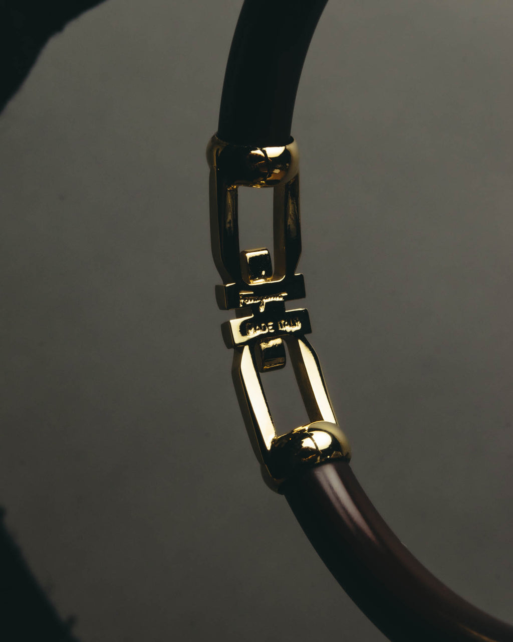 “Salvatore Ferragamo” 90’s-10’s Dark brown double Gancini bangle