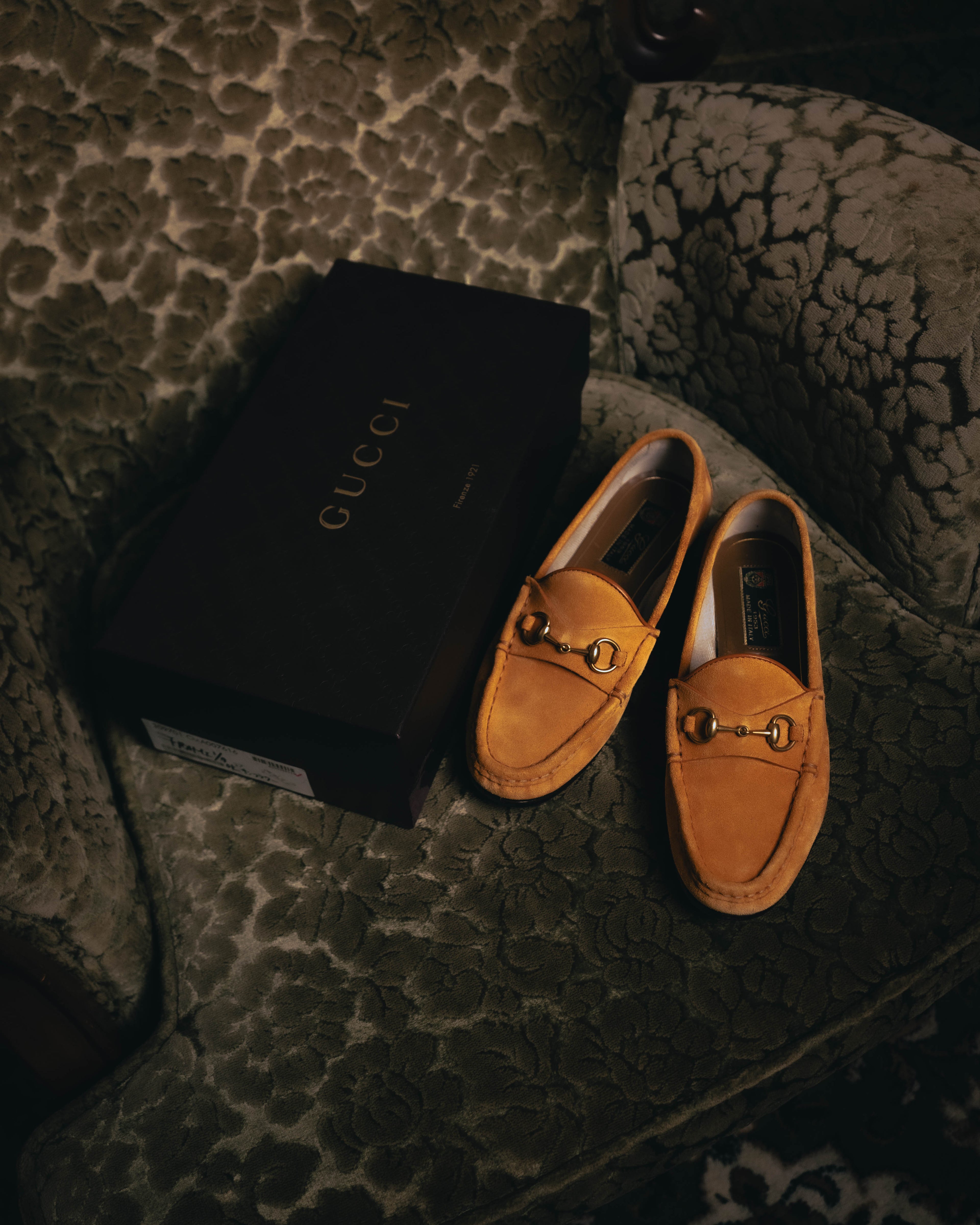 "GUCCI" 10's Camel suede horsebit loafers