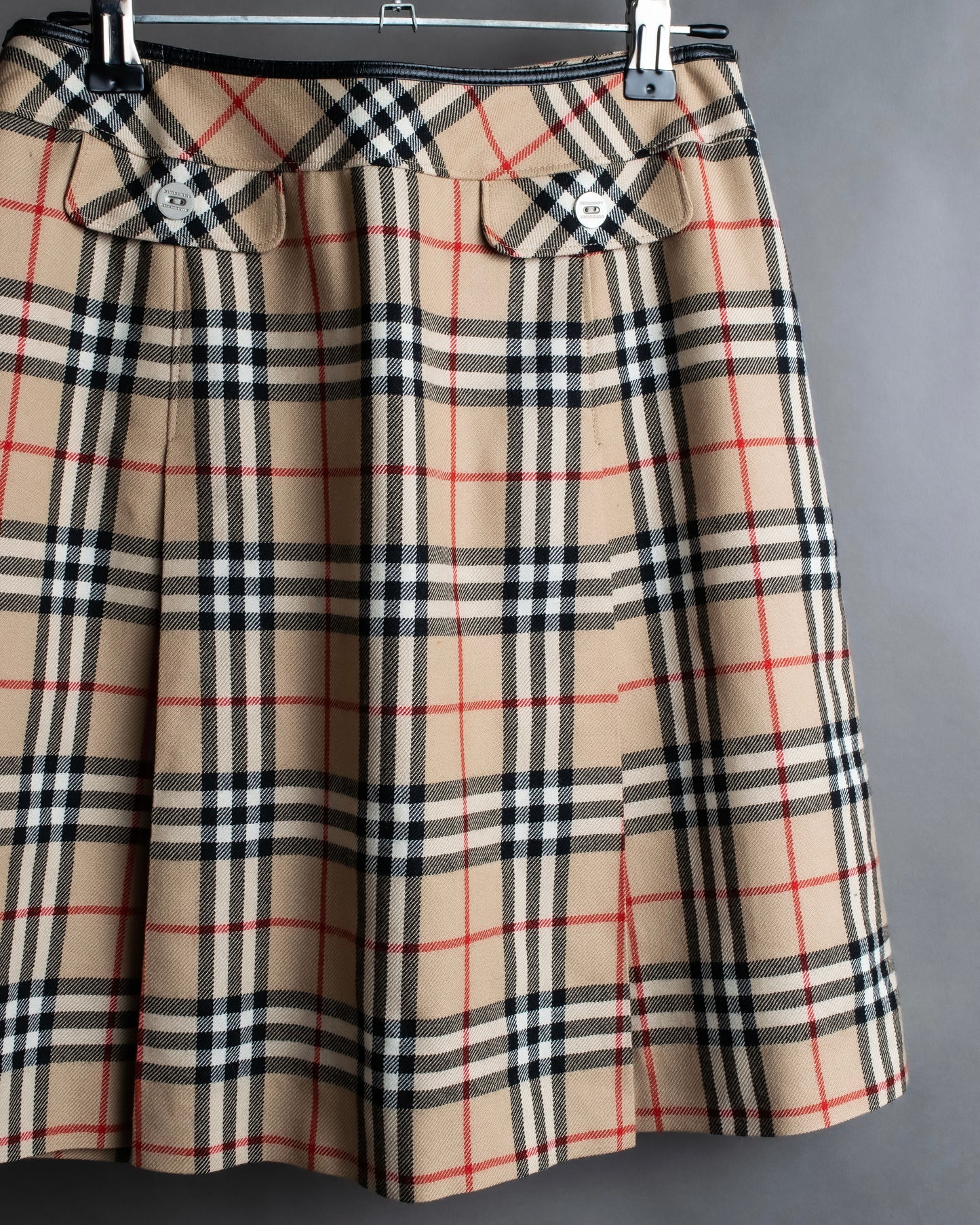 "BURBERRY" Nova check pattern box pleats mid length skirt