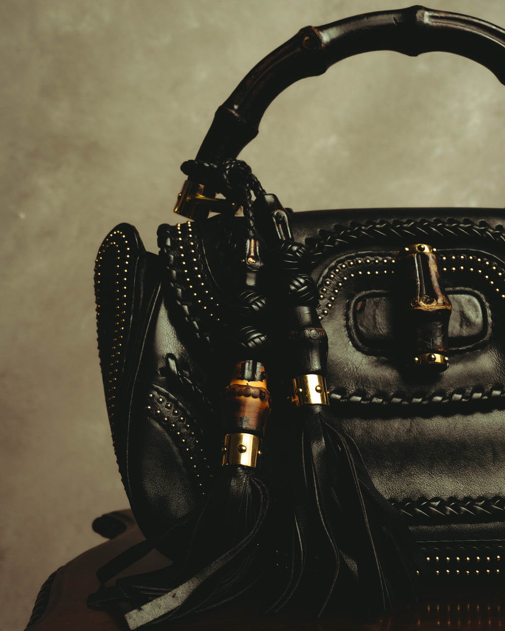 –SPECIAL– "GUCCI" 10's Embellished bamboo leather handbag