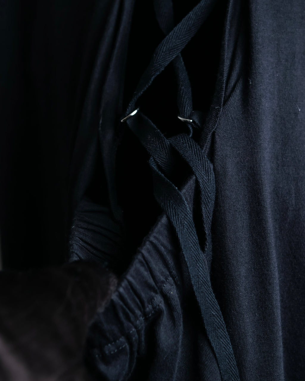 “N°21” Lace up designed no sleeves one piece