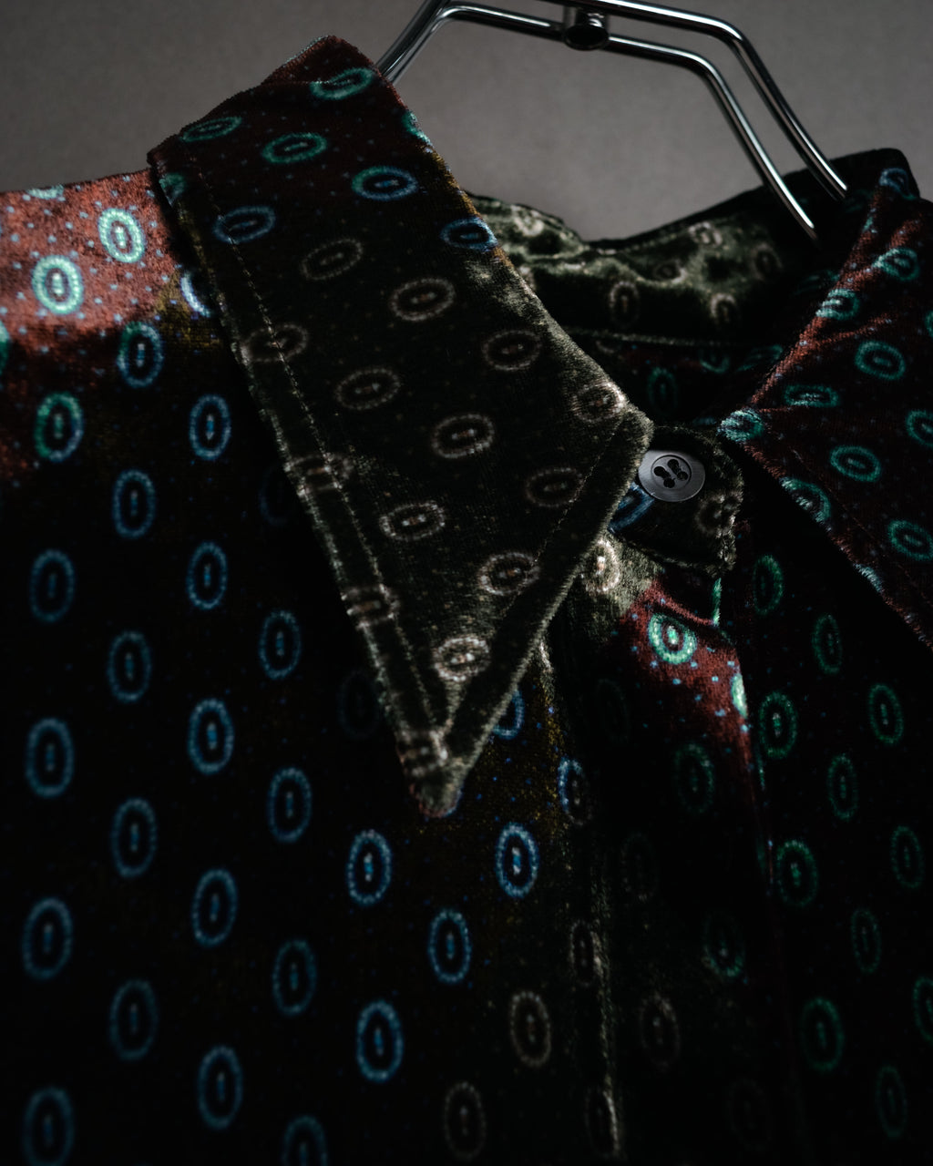 “DRIES VAN NOTEN” 2010’s Circle motif velvet shirt
