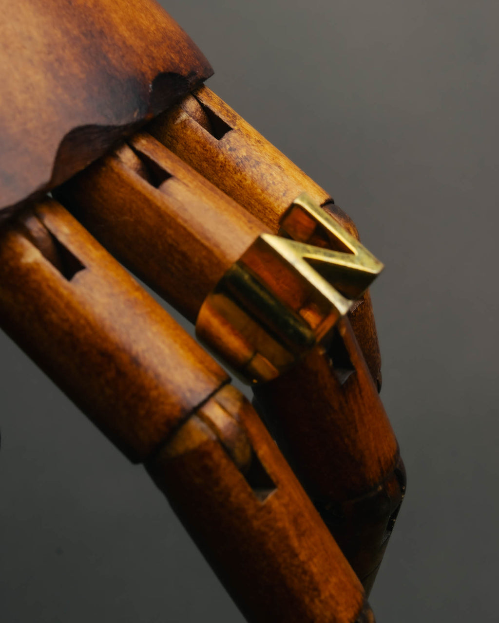 "Chloé" 2015 AW Gold alphabet ring