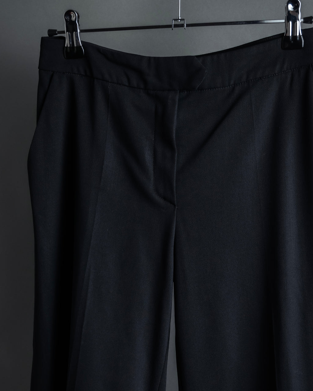 "Christian Dior Boutique Paris" Beautiful waistline wide silhouette Slacks