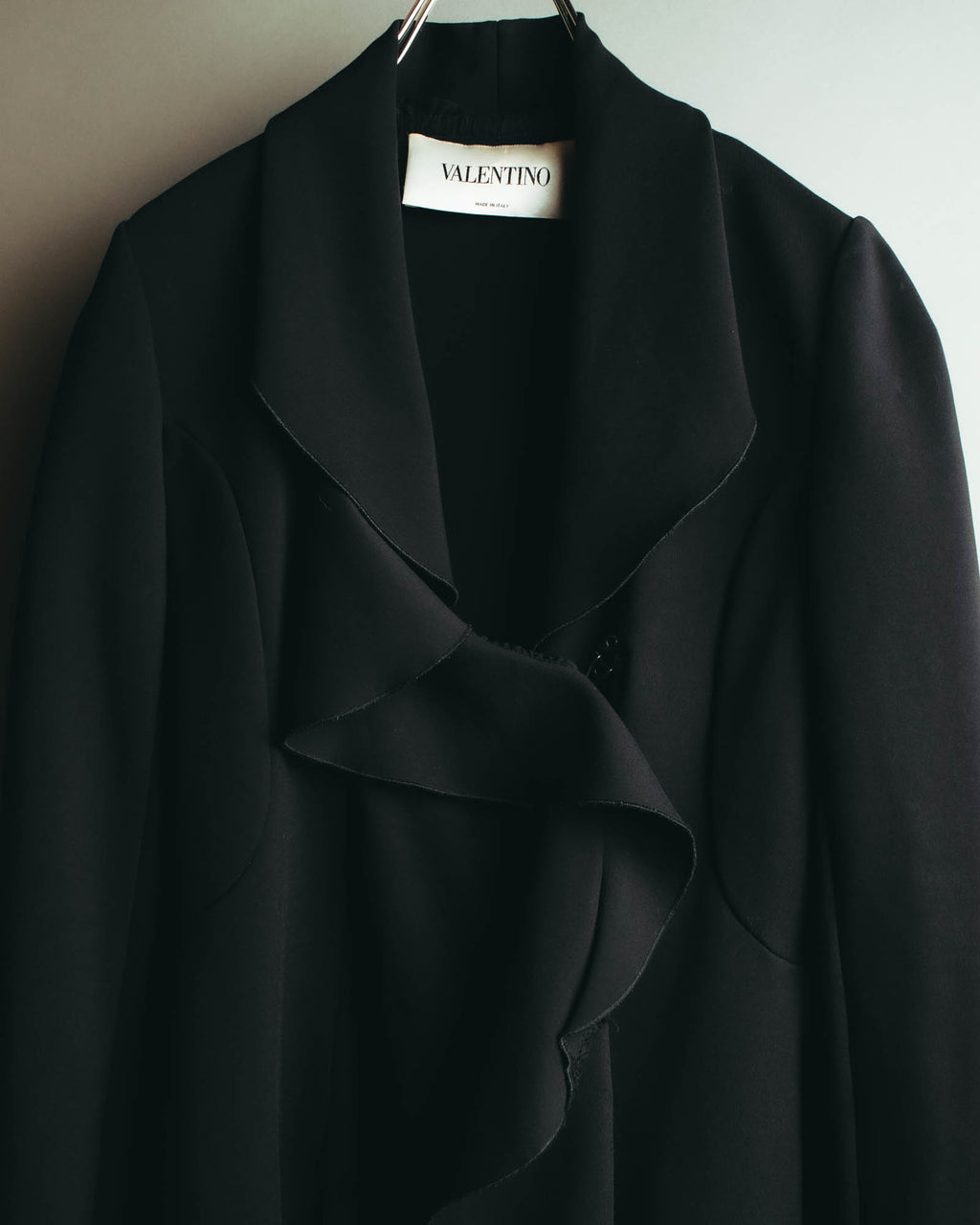 “VALENTINO” 2015-2018 Draped ruffle long coat